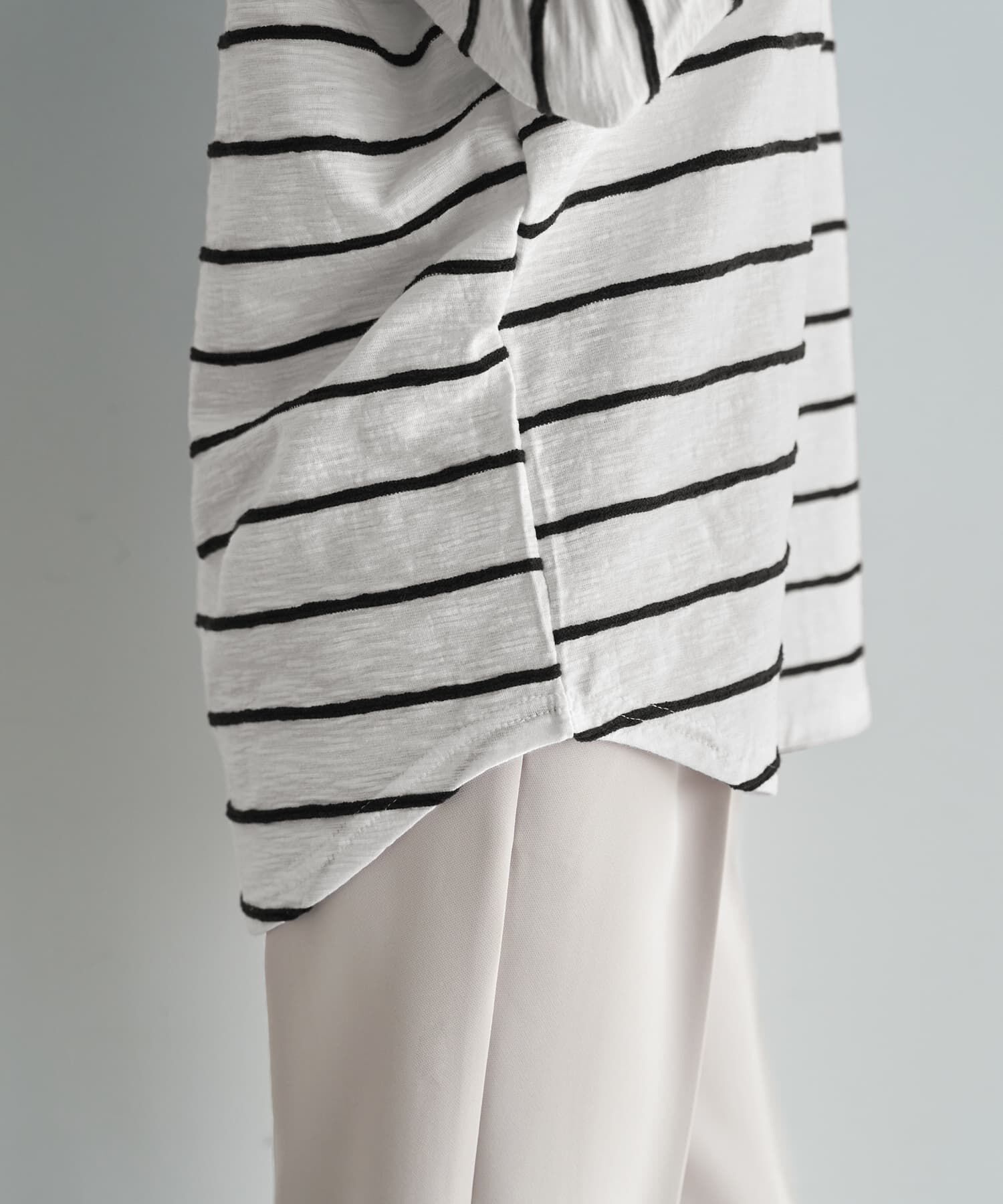 STYLE DELI「表面質感立体ラインボーダーTシャツ」|Tシャツ・カットソー|