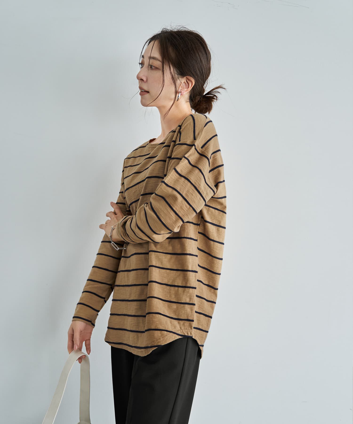 STYLE DELI「表面質感立体ラインボーダーTシャツ」|Tシャツ・カットソー|