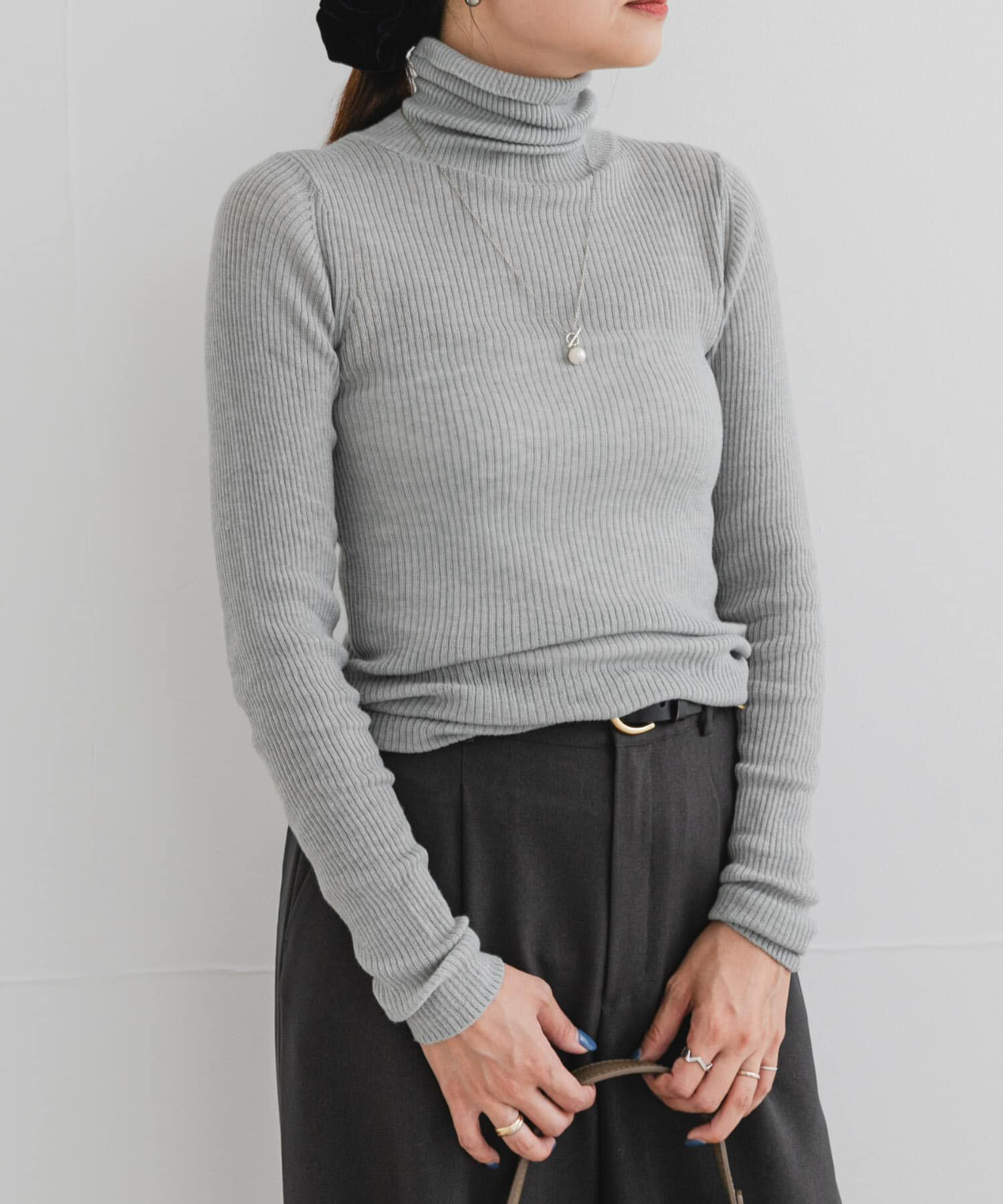 URBAN RESEARCH ROSSO「F by ROSSO　ウォッシャブルシアーリブタートルニット」|ニット・セーター|ライトグレー