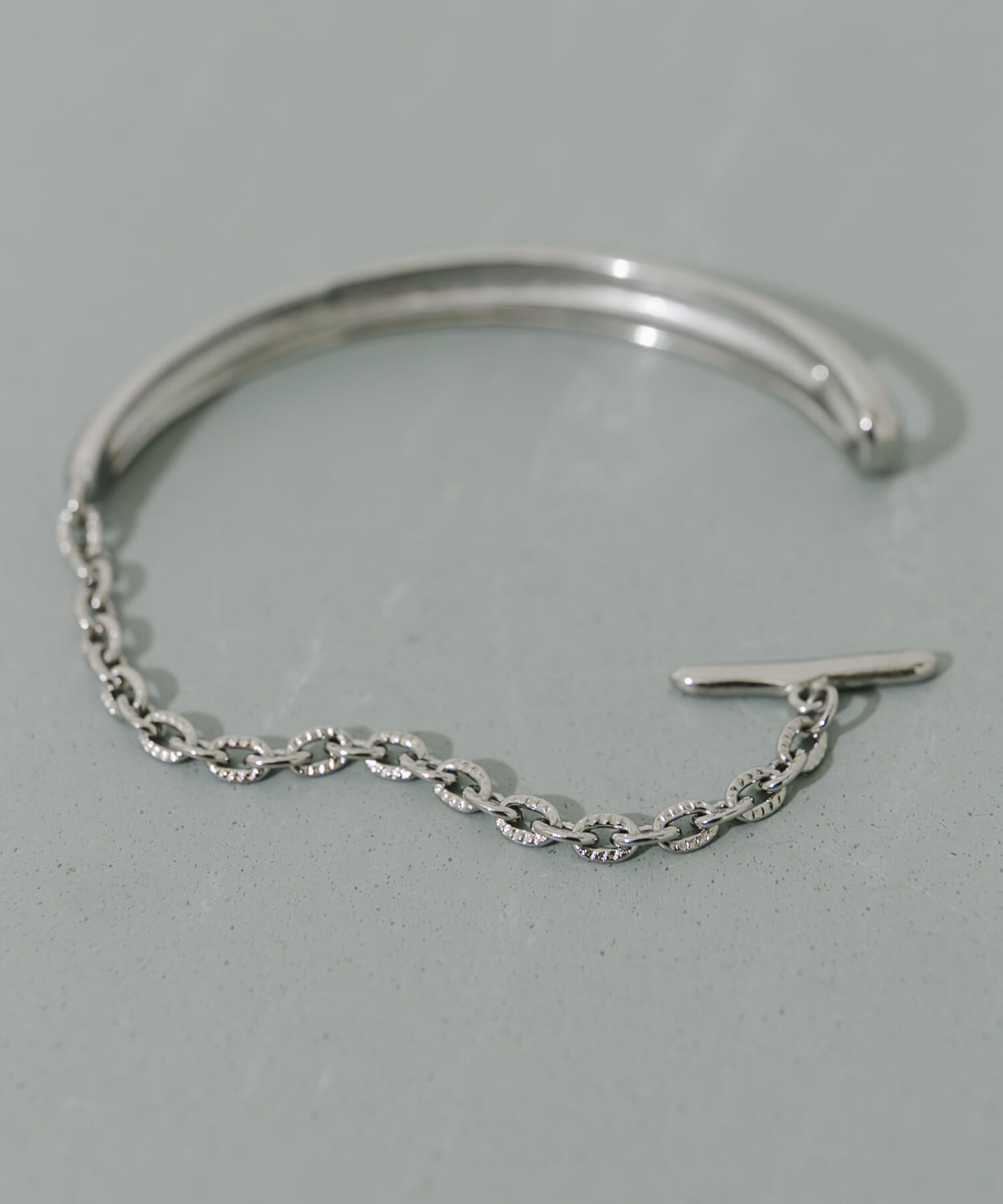 SMELLY「ステンレスカーブバーマンテルブレスレット」|ブレスレット・バングル|