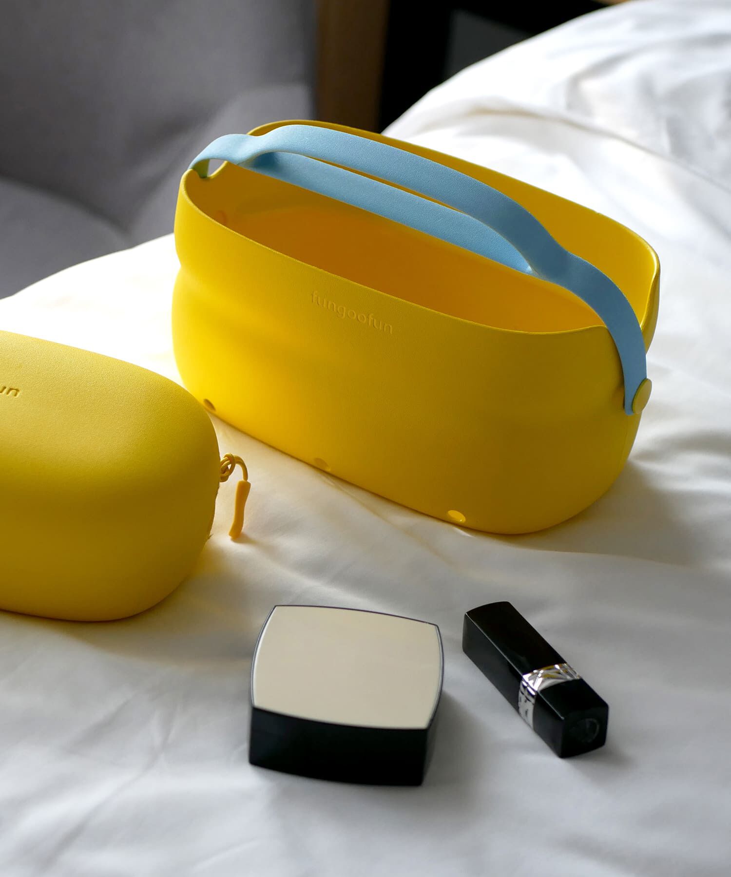 fungoofun「【WEB限定】EVA2in1マルチポーチ/G-0014 人気 トレンド 売れてる 柔らかい」|ハンドバッグ|