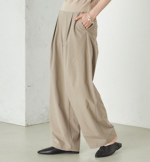 SHIPS for women「Wai＋:〈手洗い可能〉2タック スラックス」|スラックス|ベージュ系