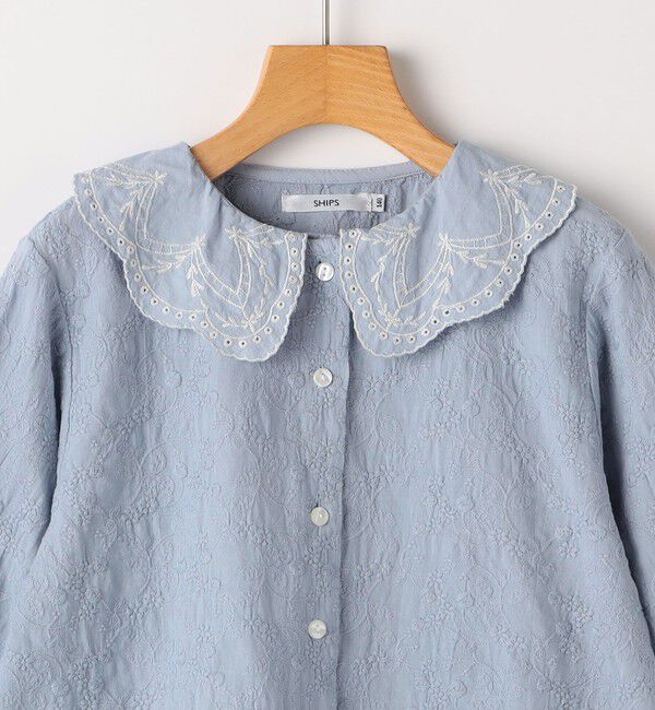 SHIPS KIDS「SHIPS KIDS:140～150cm /刺繍 フリルカラー ブラウス」|シャツ・ブラウス|