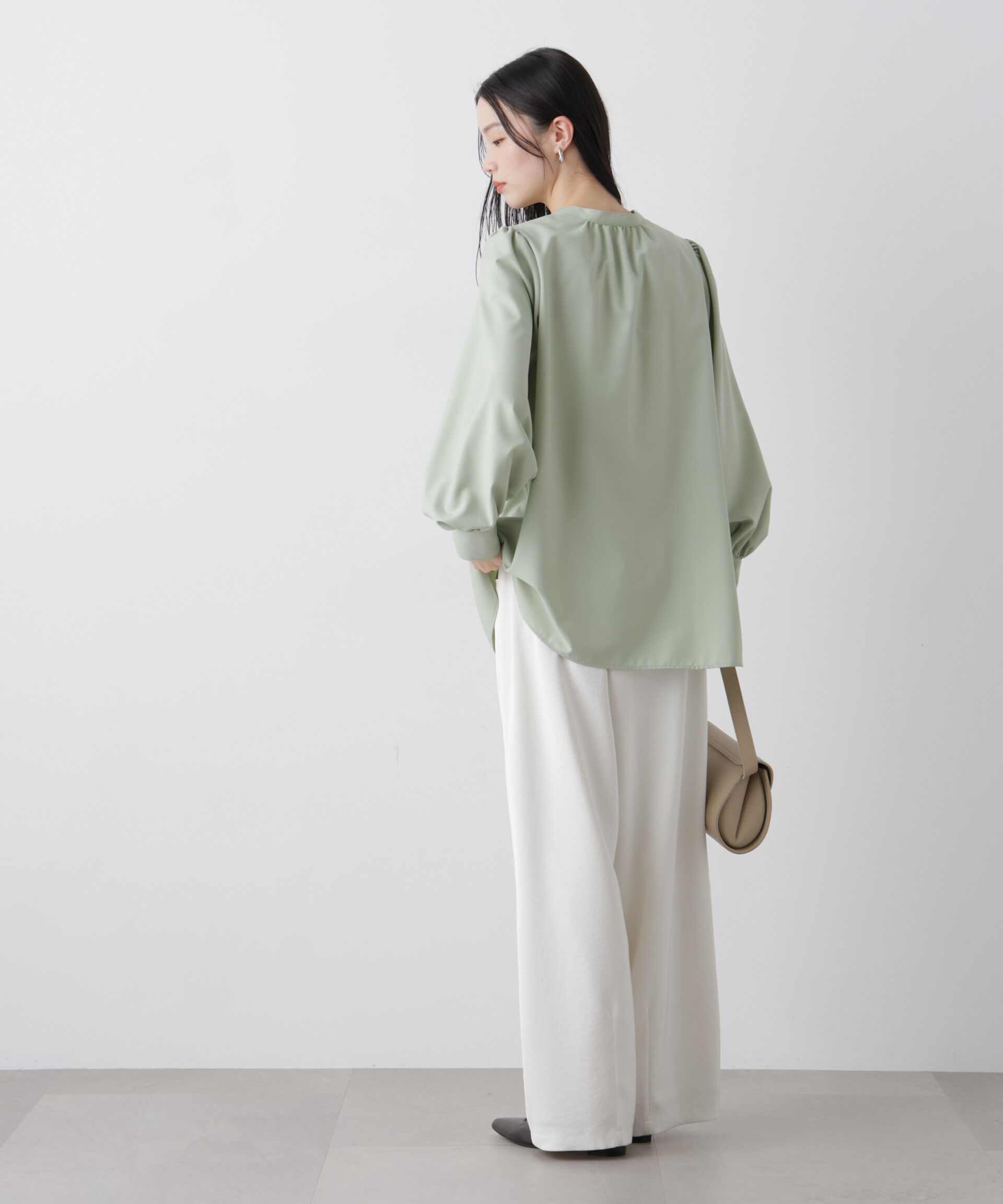 nano･universe「マシンウォッシャブルイージーケア ギャザースリーブブラウス」|シャツ・ブラウス|