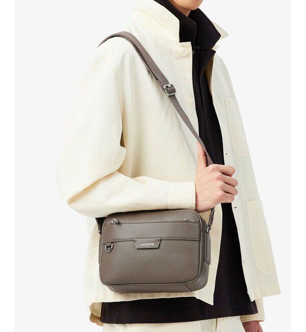 LACOSTE「オシアン レザーレポーターバッグ」|ショルダー・メッセンジャー|グレー