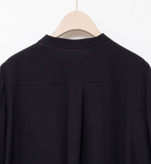 NOLLEY'S sophi「ウォッシャブルバックサテンパール釦タックブラウス」|シャツ・ブラウス|