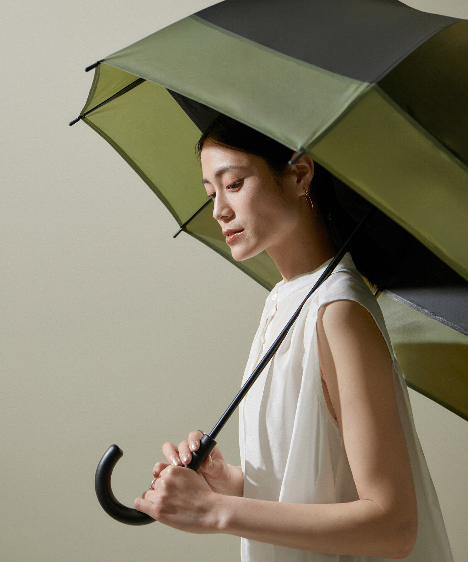 SALON adam et rope'「【SALONオリジナル】ベルドームアンブレラ（ツートンカラー）」|傘|