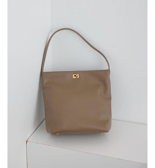 SALON adam et rope'「【WEB限定】【W S（ドゥーブル）】ソフトレザーメタルロックバケットバッグ」|ショルダー・メッセンジャー|