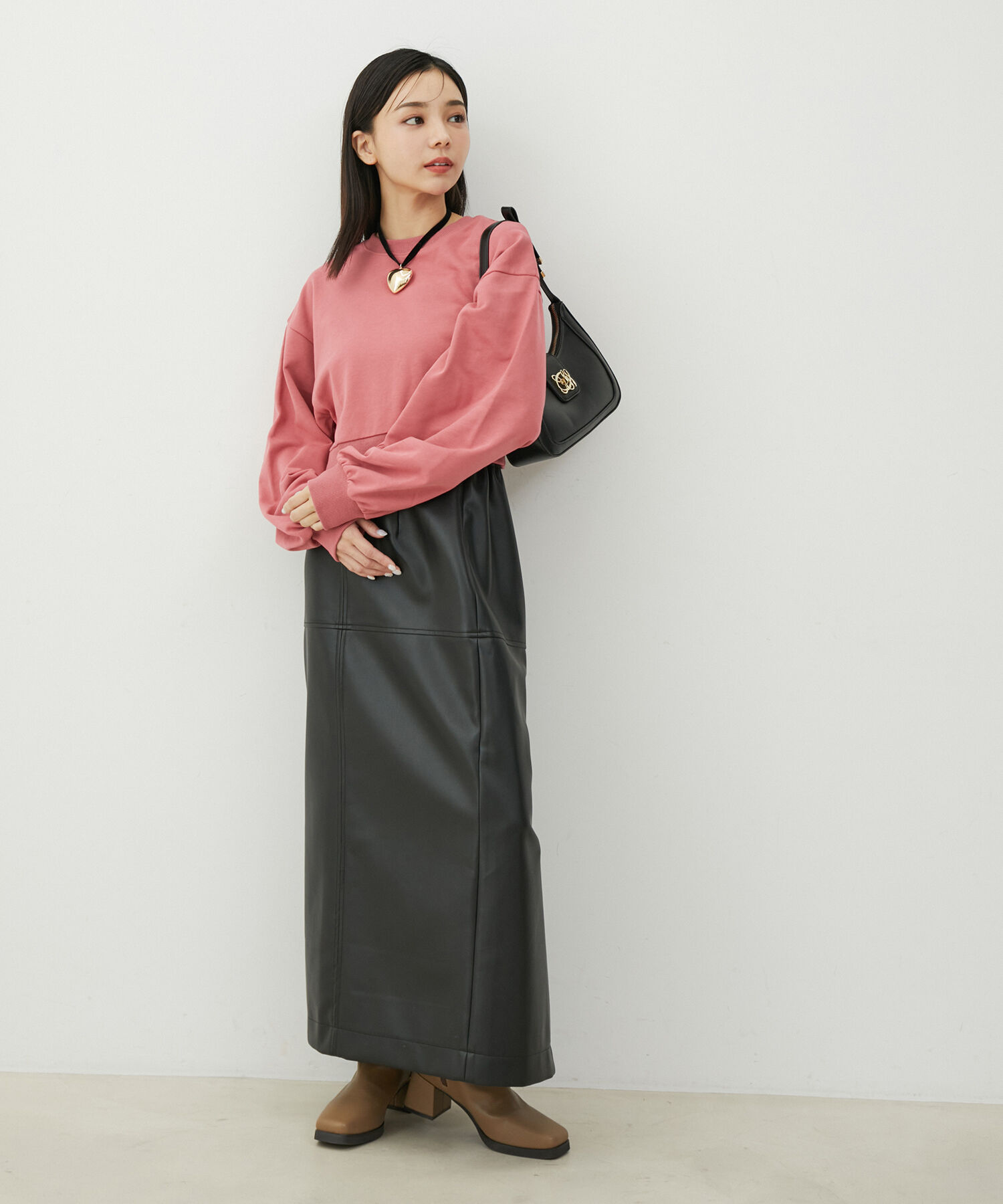 VIS「フェイクレザーIラインロングスカート」|スカート|