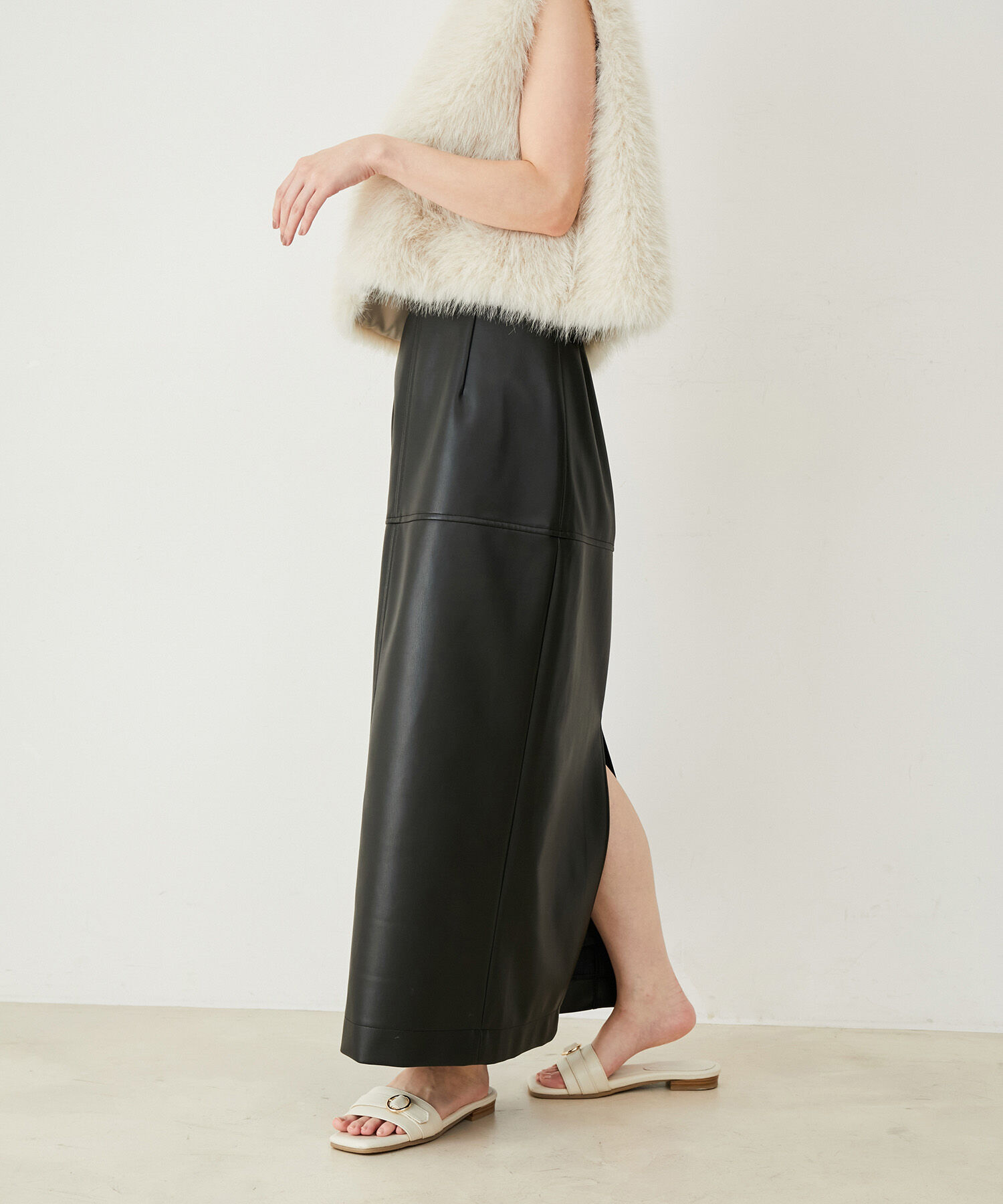 VIS「フェイクレザーIラインロングスカート」|スカート|