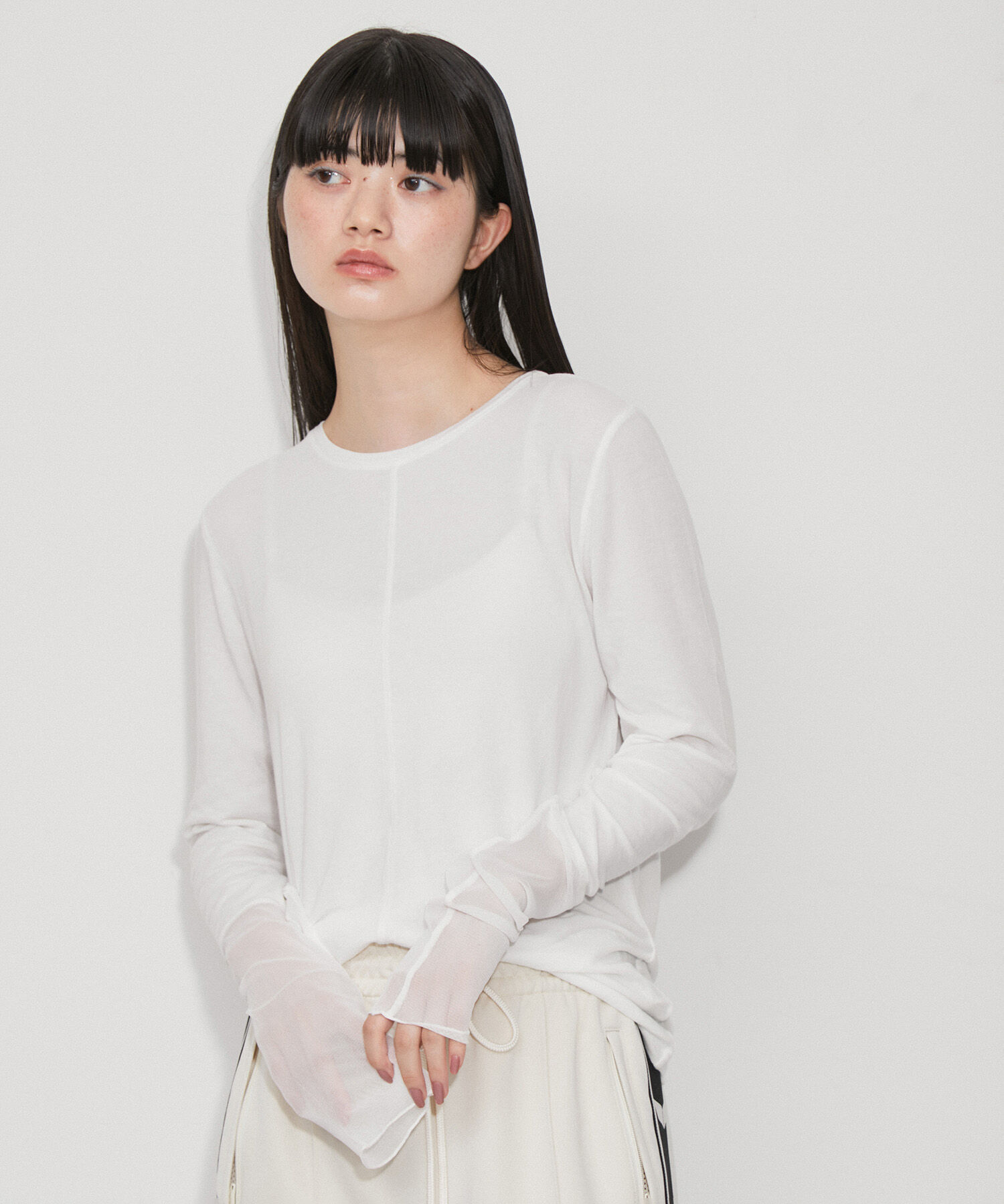 ADAM ET ROPE'「【サステナブル・洗える】エアリーシアーカフスカットソー」|Tシャツ・カットソー|