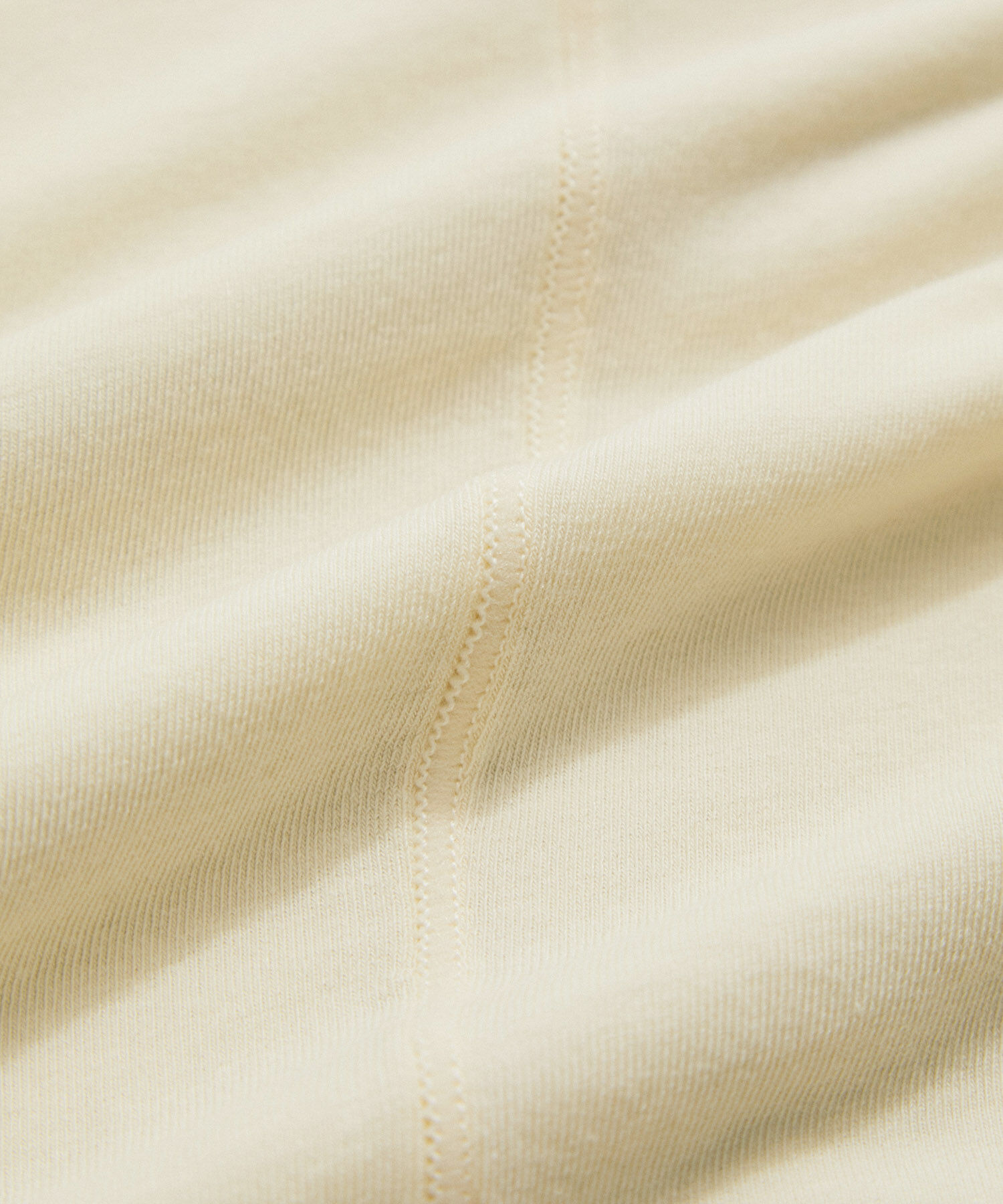 ADAM ET ROPE'「【サステナブル・洗える】エアリーシアーカフスカットソー」|Tシャツ・カットソー|