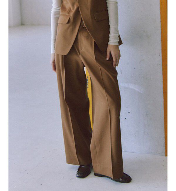 ADAM ET ROPE'「NIKKE GABARDINE SLACKS」|スラックス|ブラウン系(22)