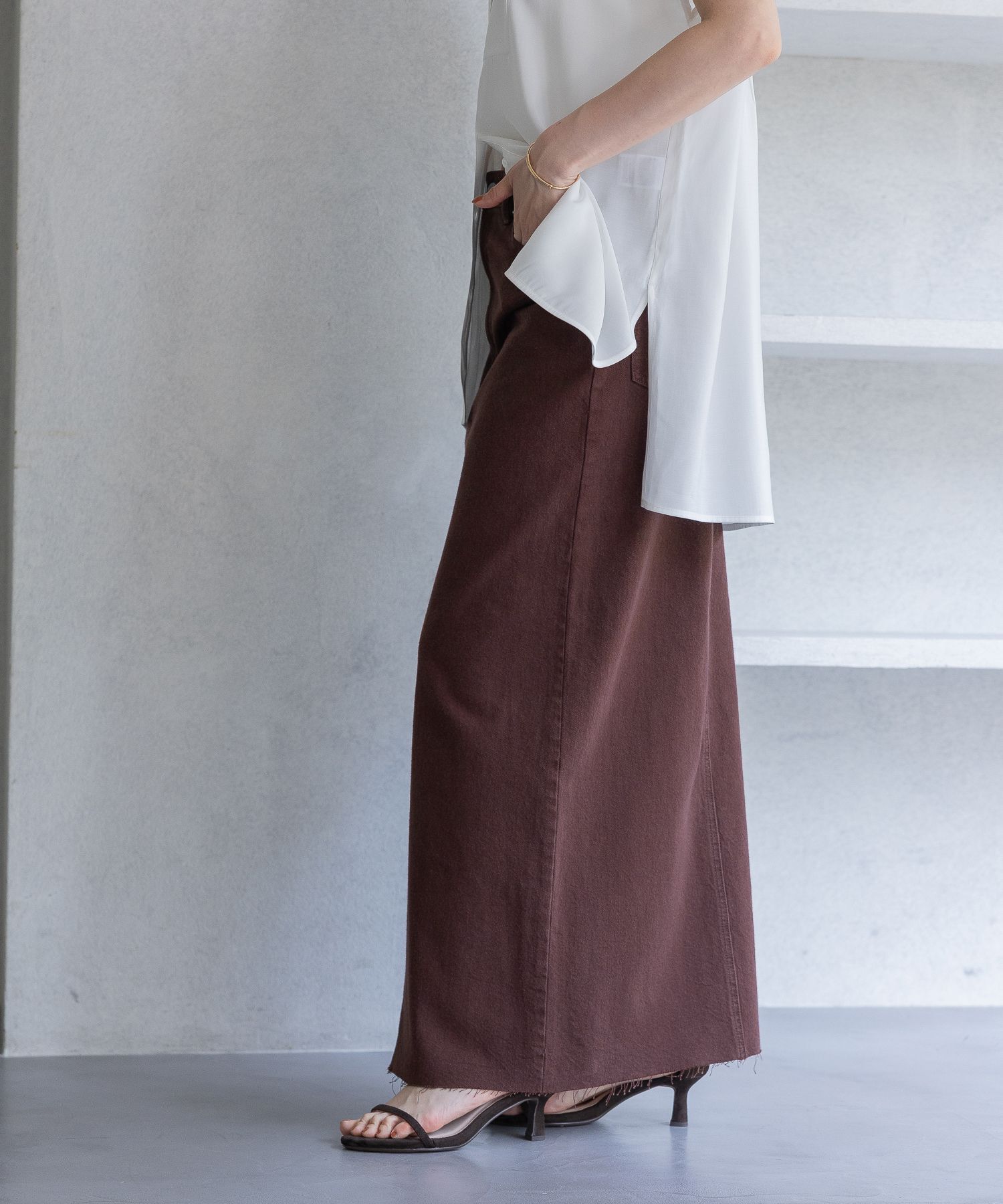 A part by 「Apbスリットデニムスカート」|タイト|