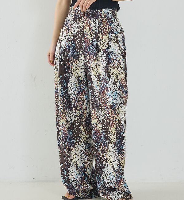 NOMINE「水彩アート ニュアンス柄 タックパンツ【予約】」|その他|