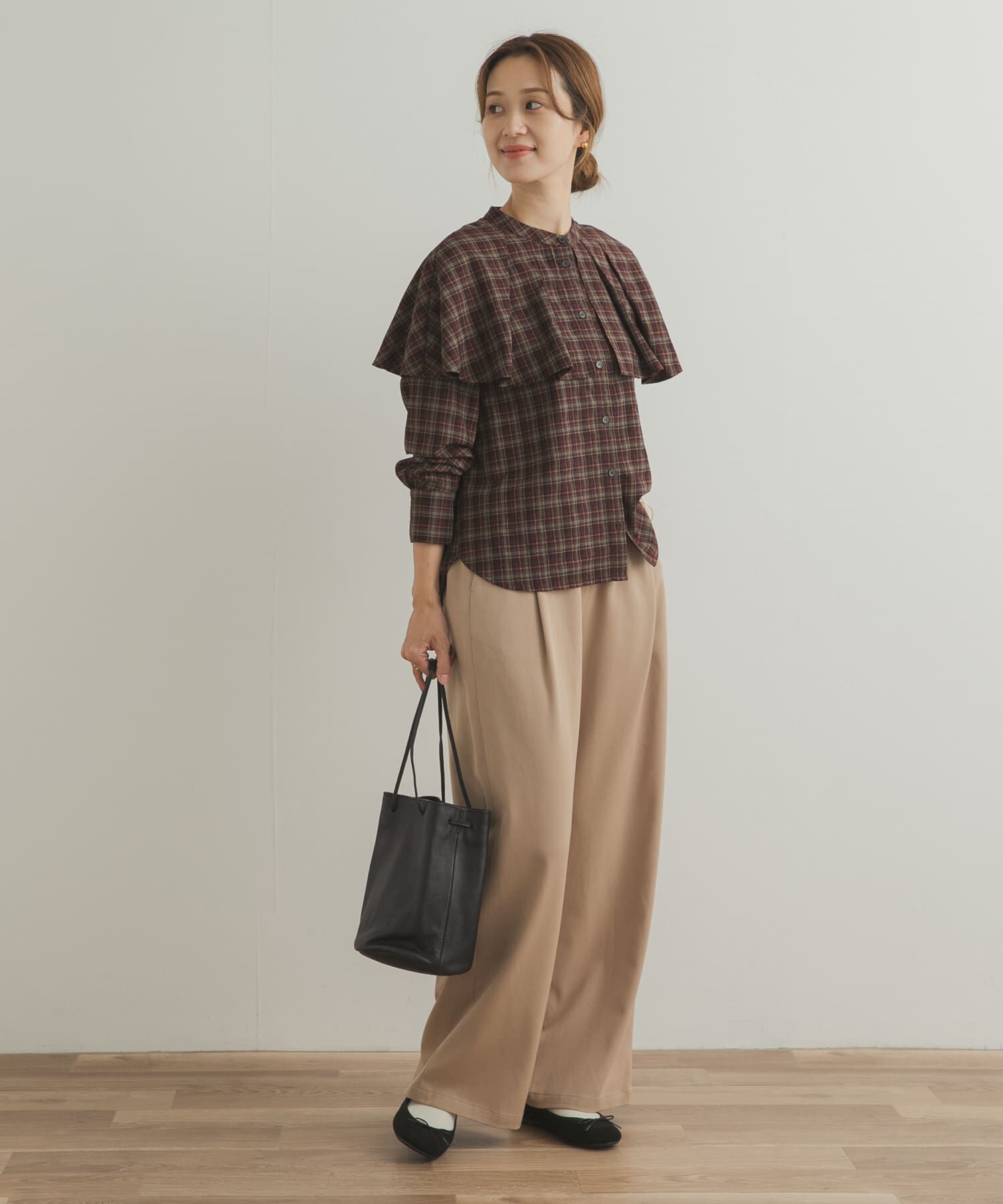 URBAN RESEARCH DOORS「チェックケープフリルブラウス」|シャツ・ブラウス|