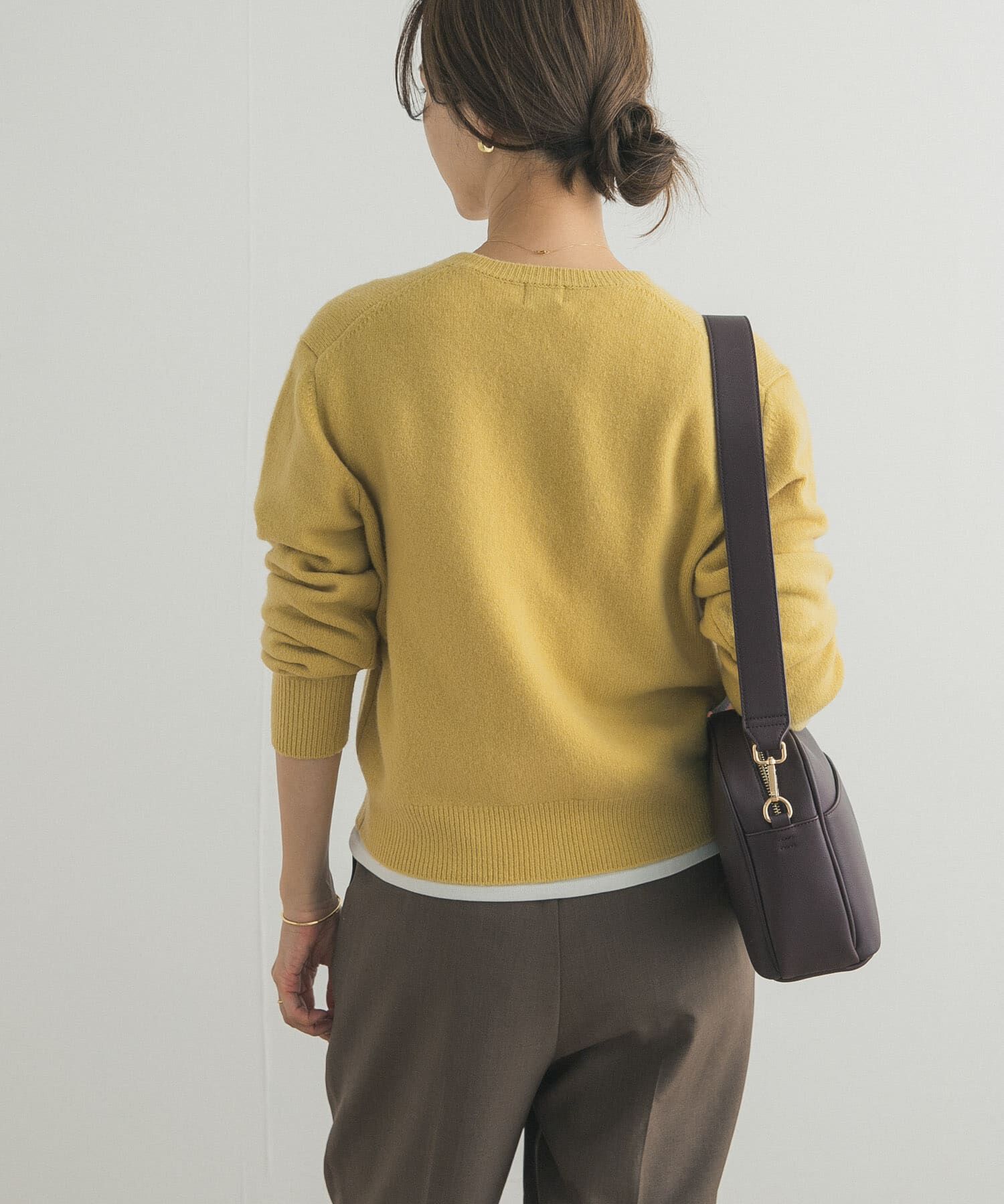 URBAN RESEARCH DOORS「ウールサテン釦コンパクトカーディガン」|カーディガン|