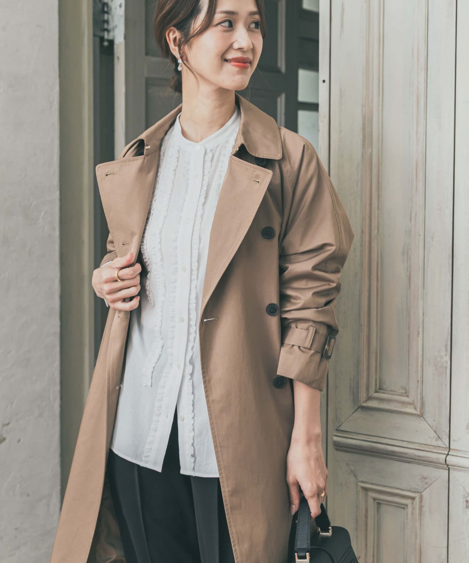 URBAN RESEARCH DOORS「フロントフリルスタンドカラーブラウス」|シャツ・ブラウス|