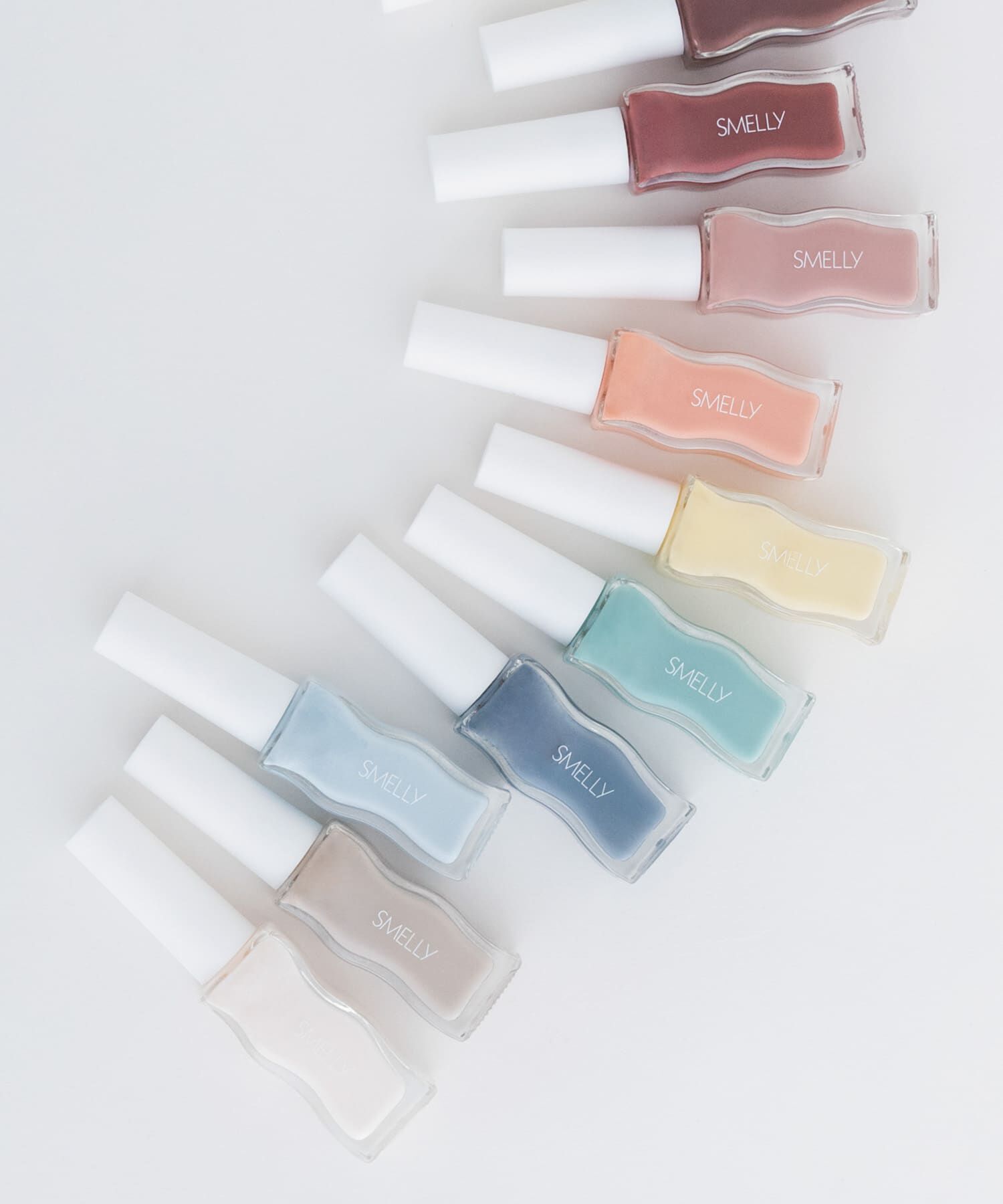 SMELLY「マニキュア」|ネイルケア|