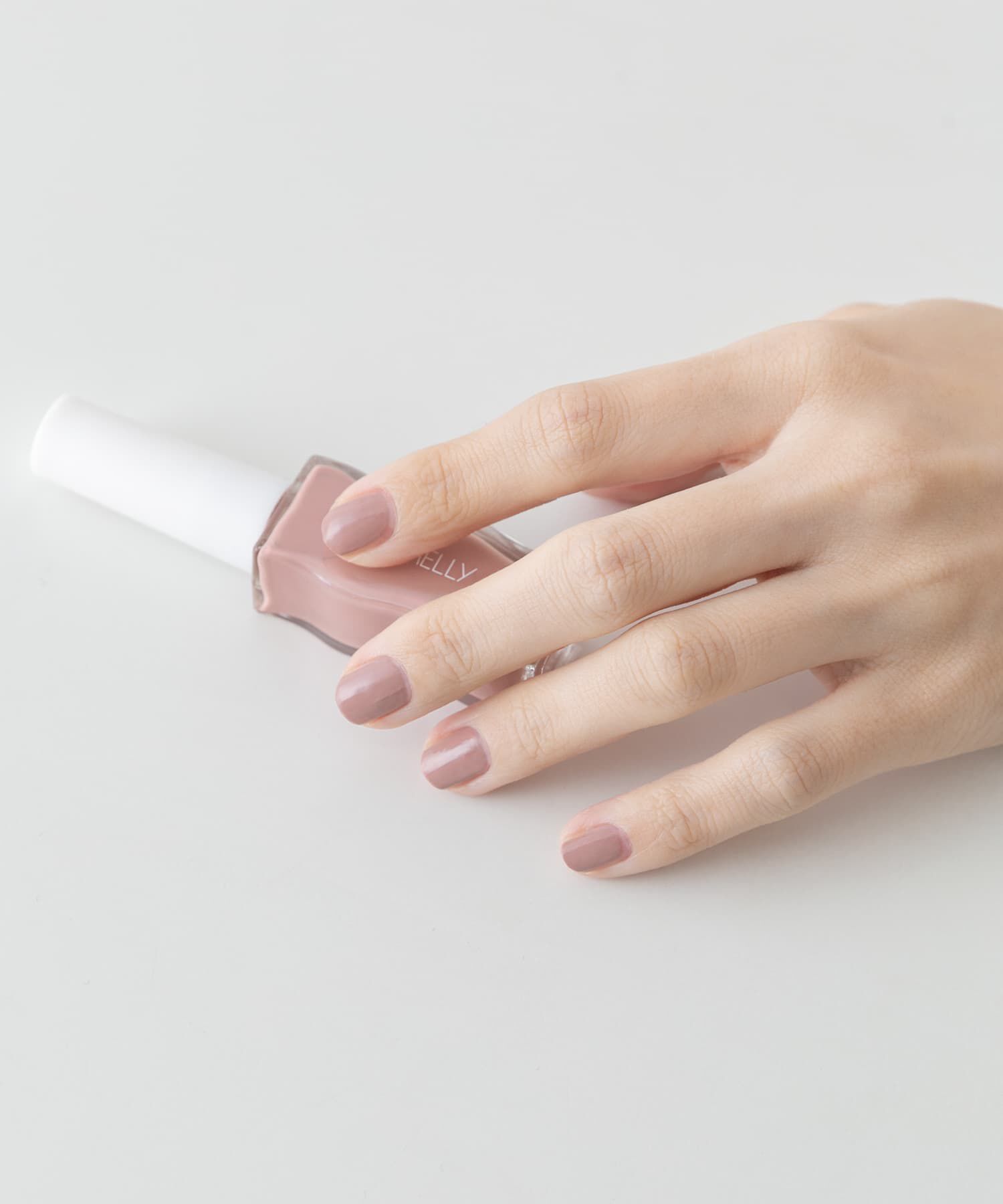 SMELLY「マニキュア」|ネイルケア|