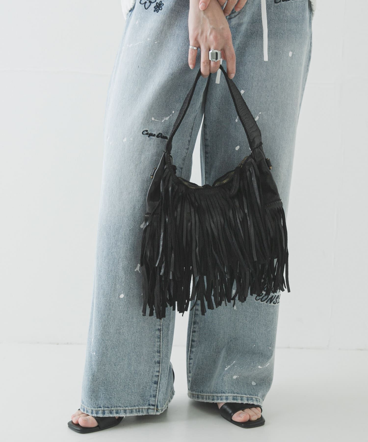 URBAN RESEARCH「レザーフリンジハンドバッグ」|ハンドバッグ|