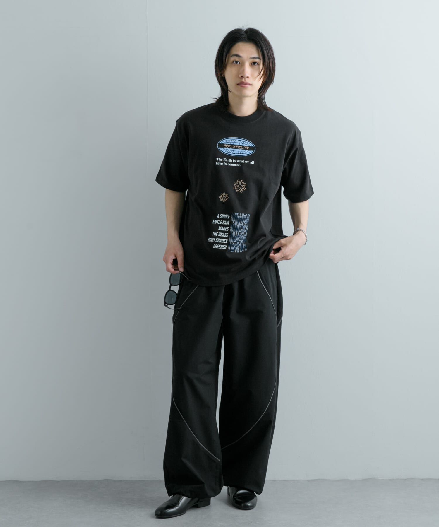 SENSE OF PLACE by URBAN RESEARCH「ロゴグラフィックTシャツ(5分袖) A」|Tシャツ・カットソー|