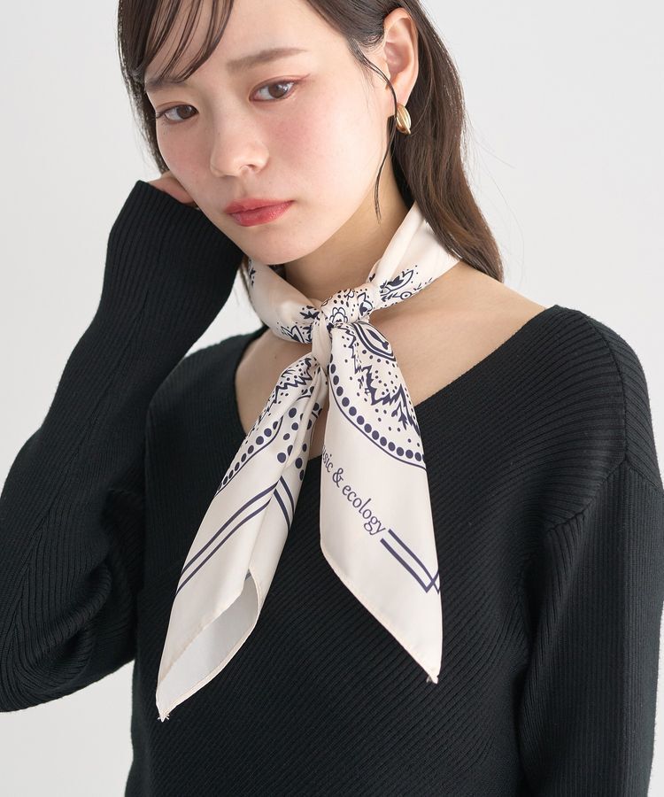 earth music&ecology「ボタニカル柄スカーフ(70&times;70)」|バンダナ・スカーフ|