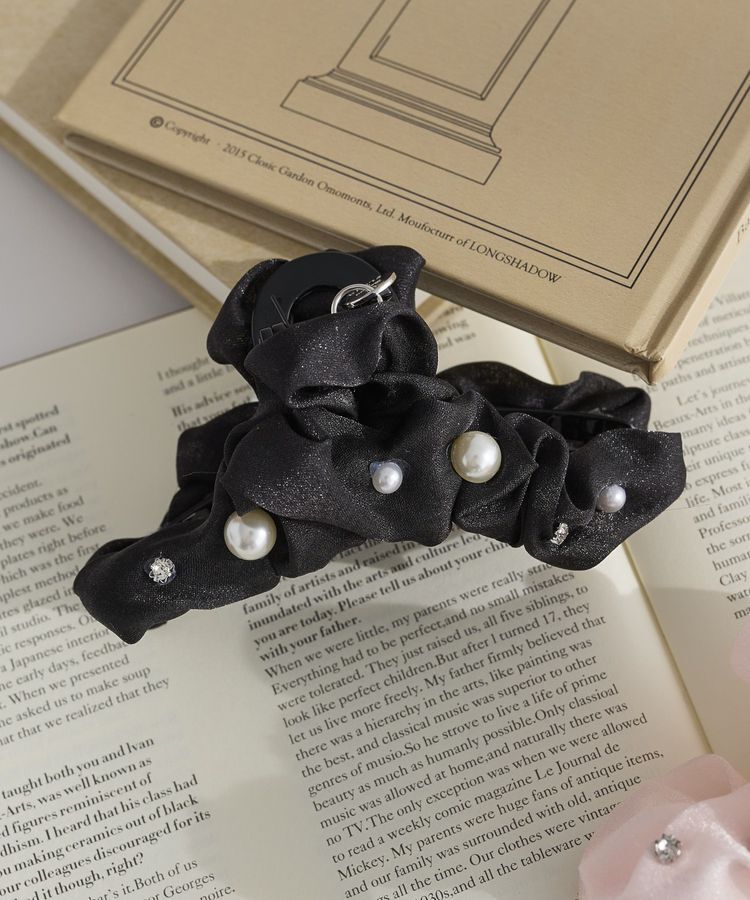 Maison de FLEUR「オーガンジーパールエアリーバンスクリップ」|その他|ブラック