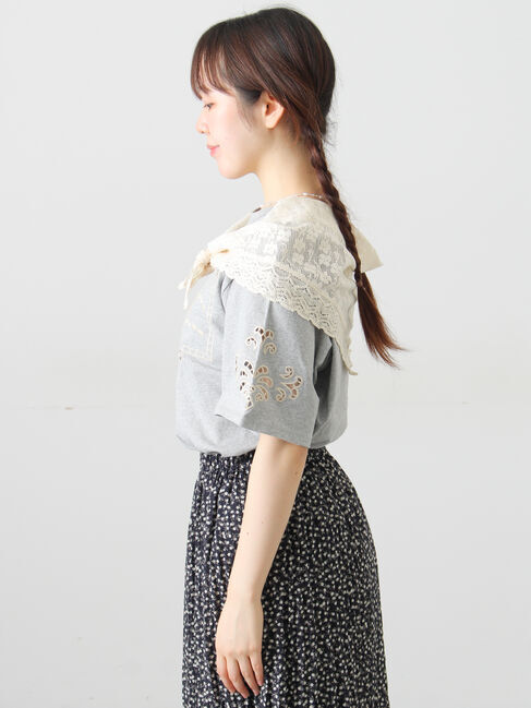 Samansa Mos2「三角ストール付カットワーク刺繍Tシャツ」|Tシャツ・カットソー|