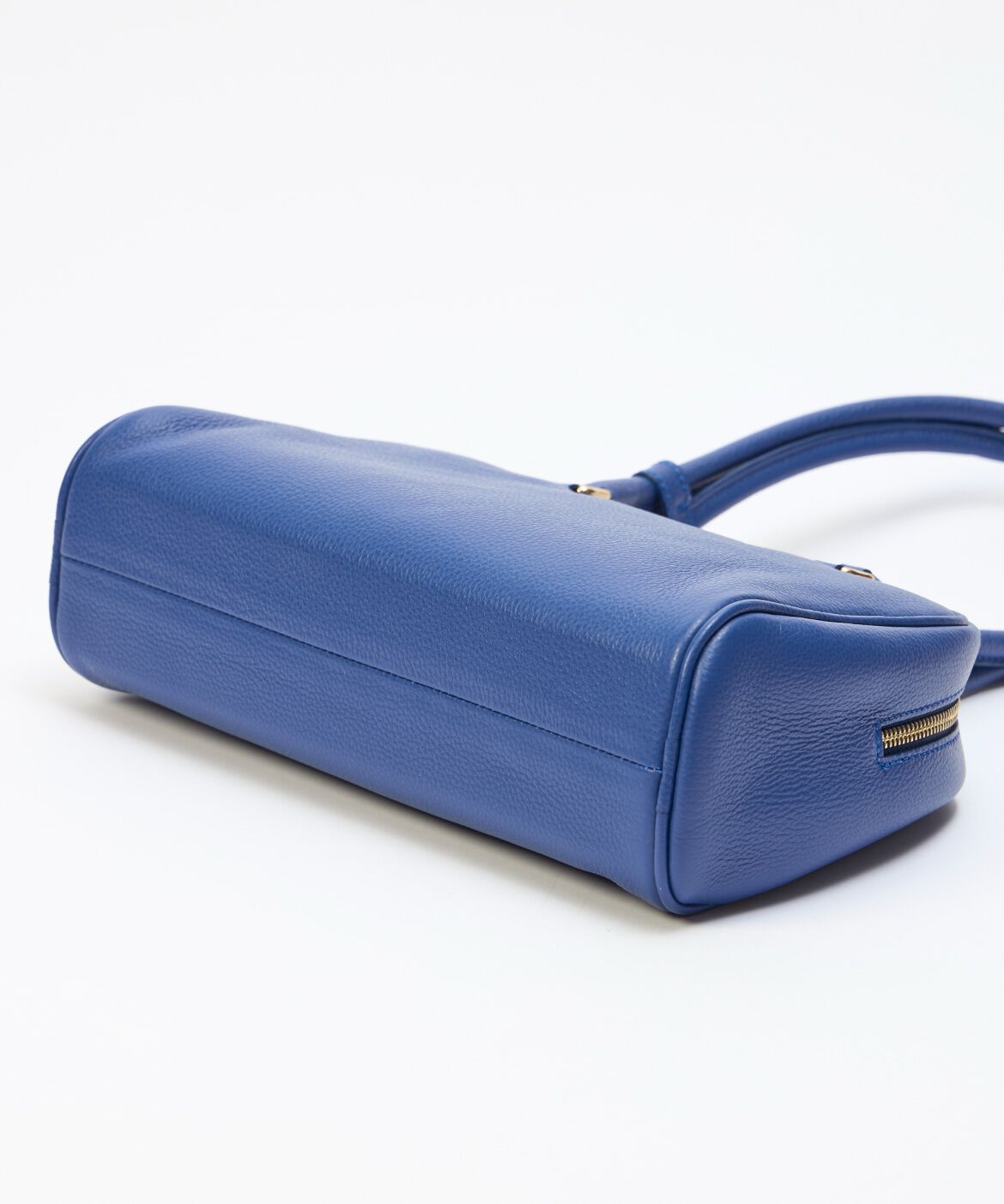 INED「《SUPERIOR CLOSET》レザーショルダーバッグ《CHRISTIAN VILLA》」|ショルダー・メッセンジャー|