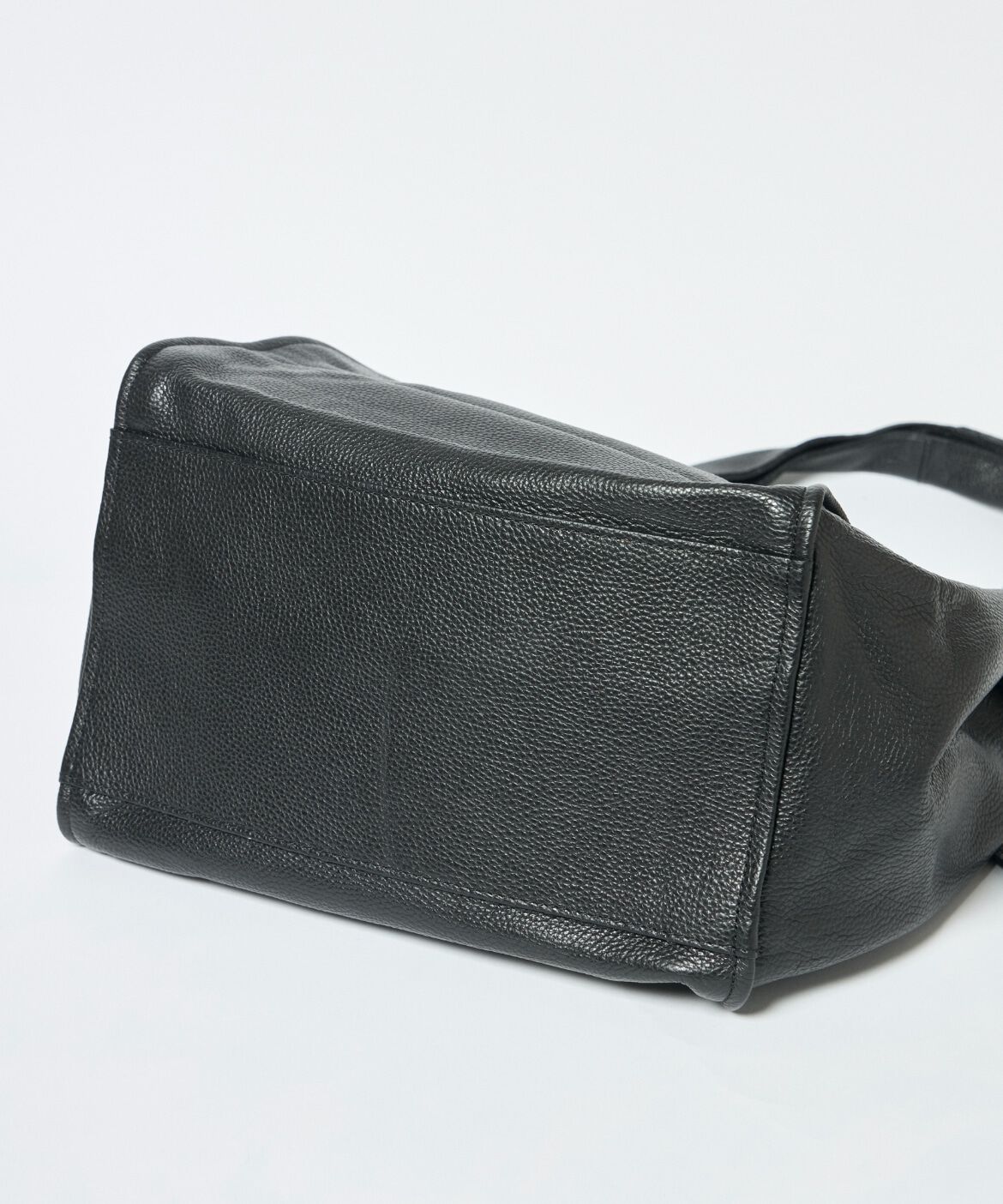 FAVORITE SUKINAMONO「ビッグレザートートバッグ《MILLELA FIRENZE》」|トートバッグ|