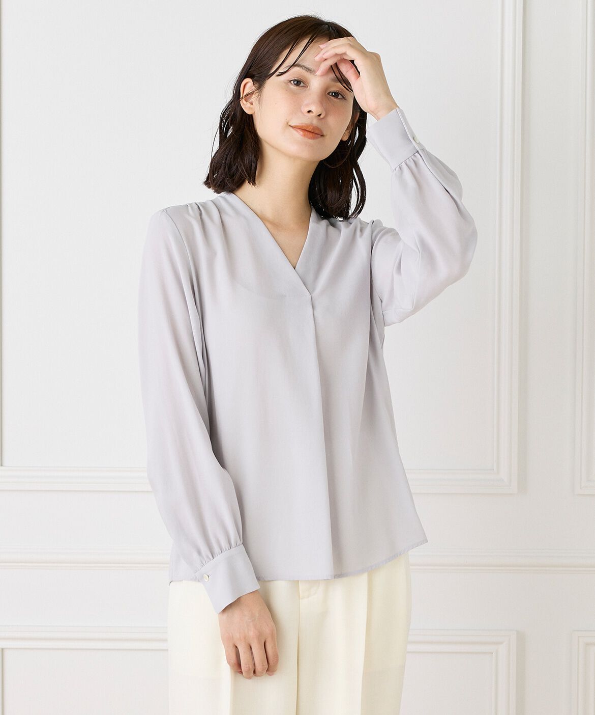 INED「Vネックブラウス」|シャツ・ブラウス|