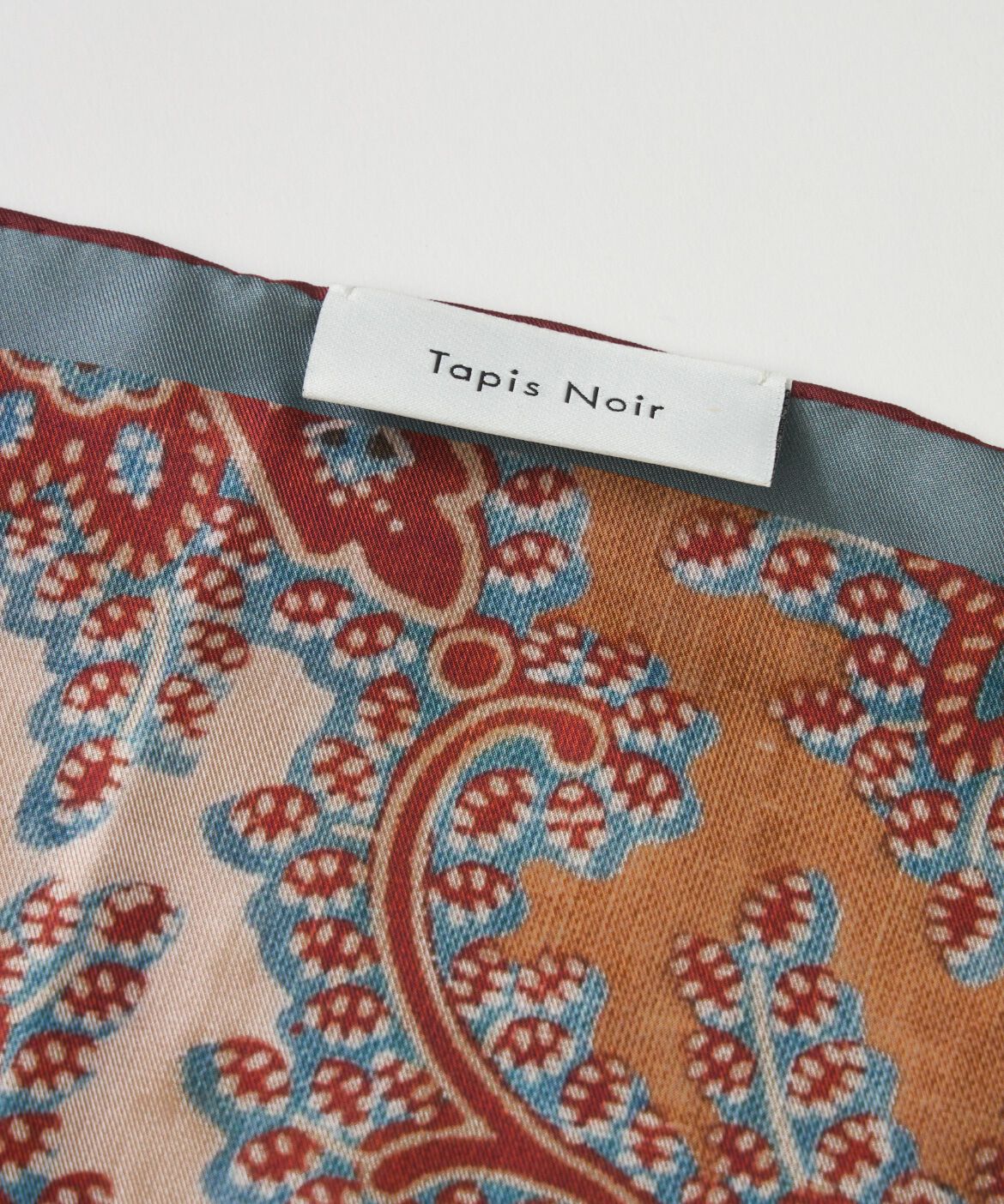 FAVORITE SUKINAMONO「Classical Danica Scarf スカーフ《Tapis Noir》」|ストール|