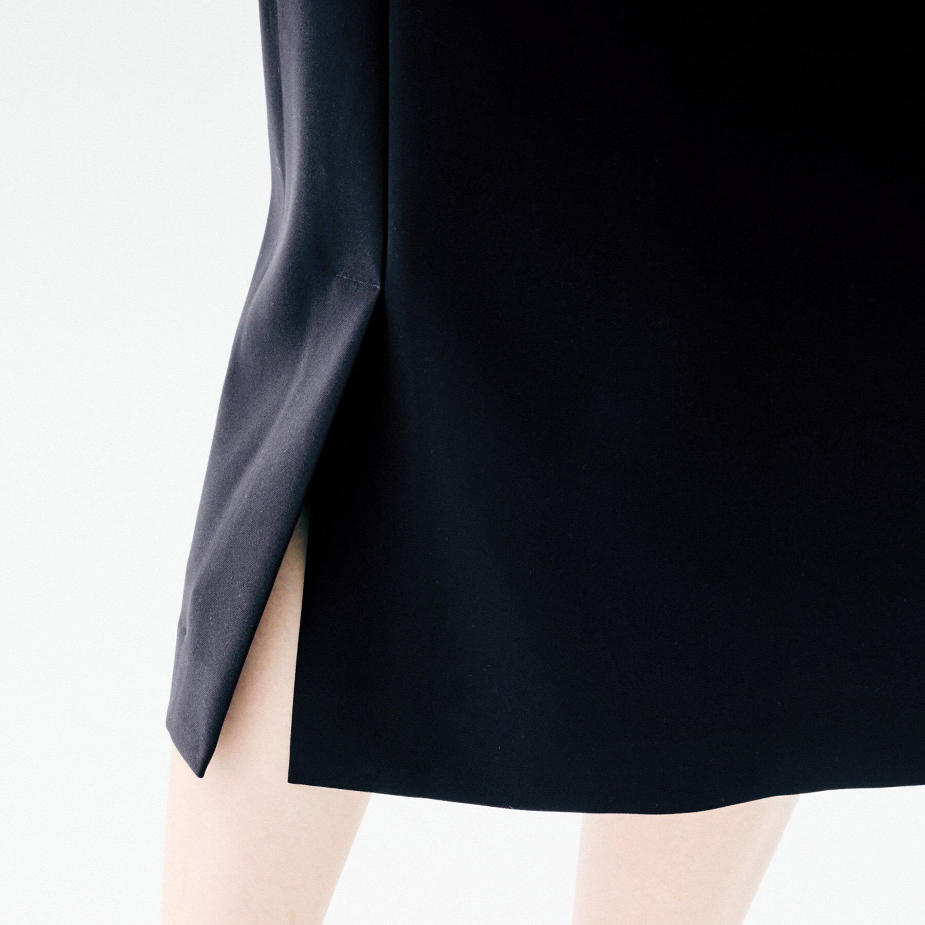 UNTITLED「【お呼ばれドレス/洗える】カットジャカードスリーブ ワンピース」|ワンピース|