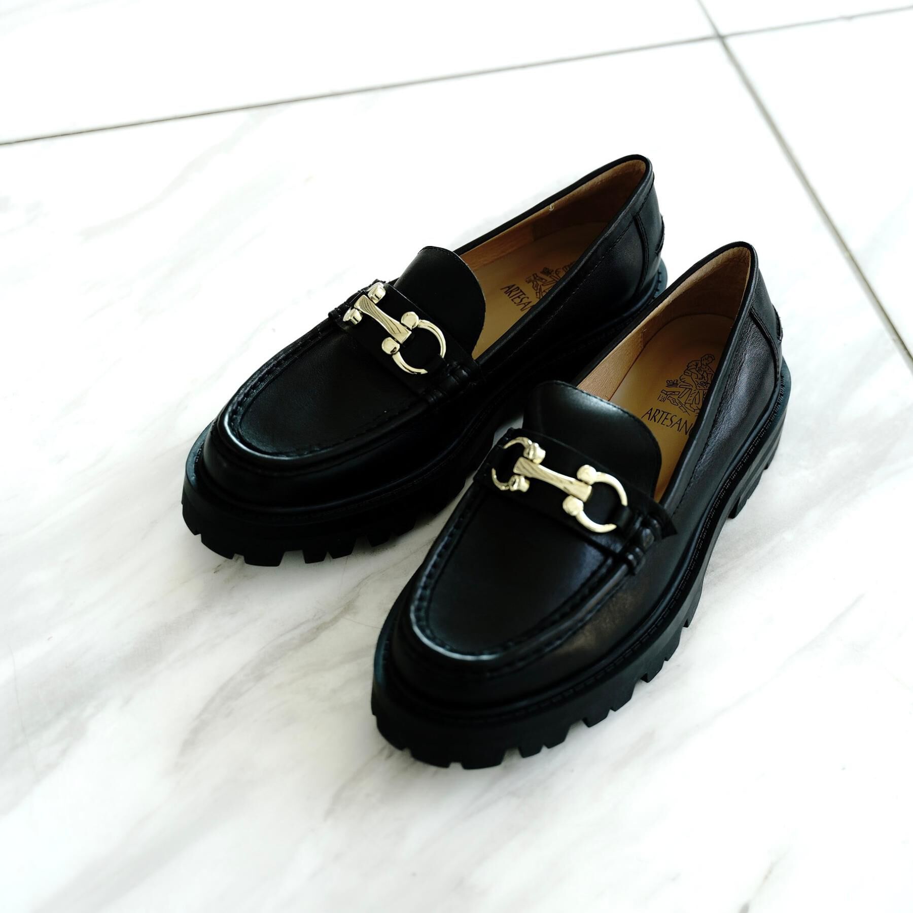 DRESSTERIOR「ARTESANOS（アルテサノス）【別注】金具付きローファー」|その他|