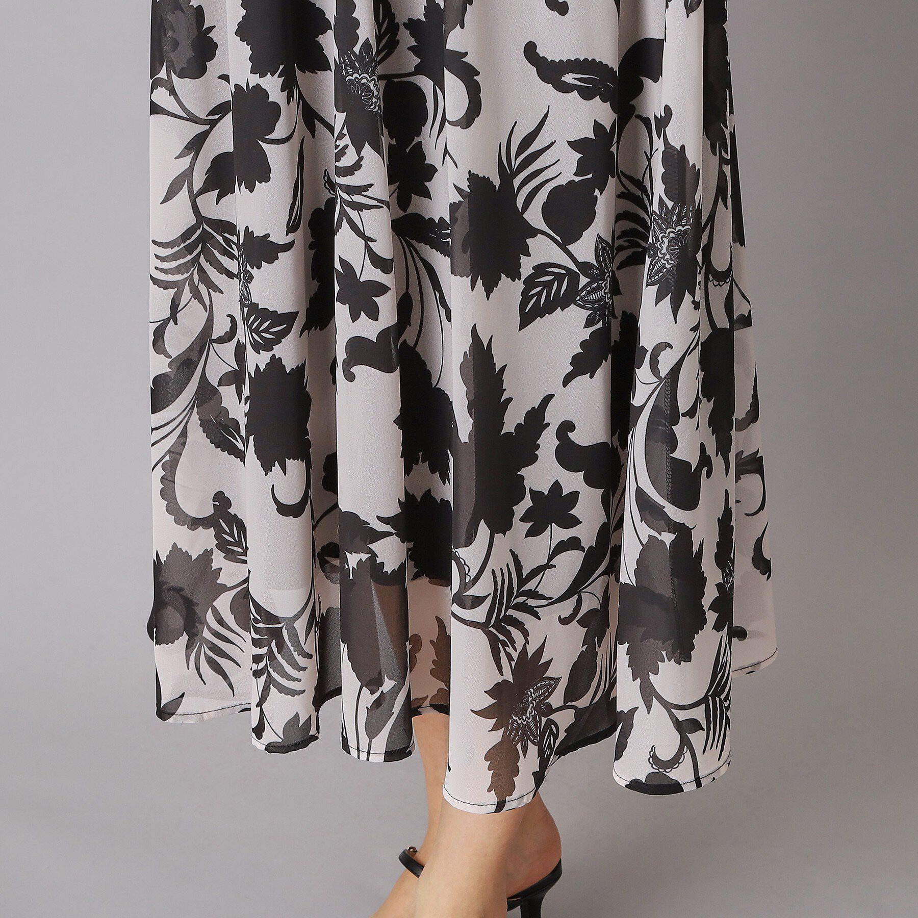 DRESSTERIOR「【otonaMUSE5月号掲載/ウォッシャブル】シアー ボタニカル ドレス」|ワンピース|