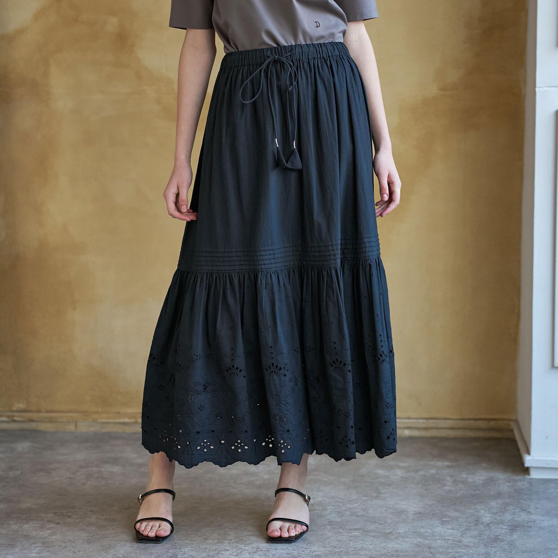 DRESSTERIOR「ウォッシャブルエンブロイダリースカート」|スカート|