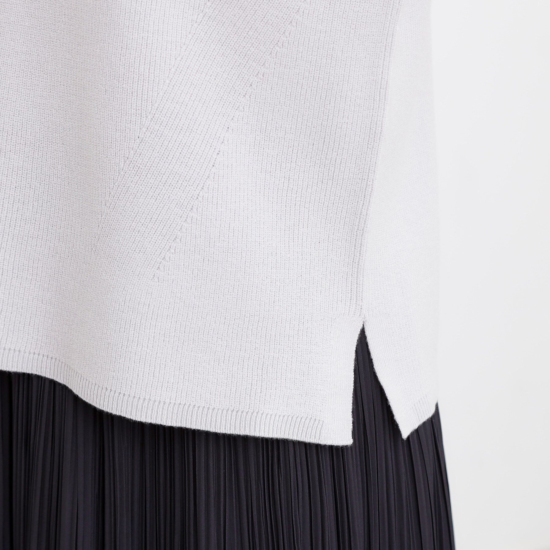 grove「春新色！洗濯機で洗えるベーシックニット【毛玉軽減】」|ニット・セーター|