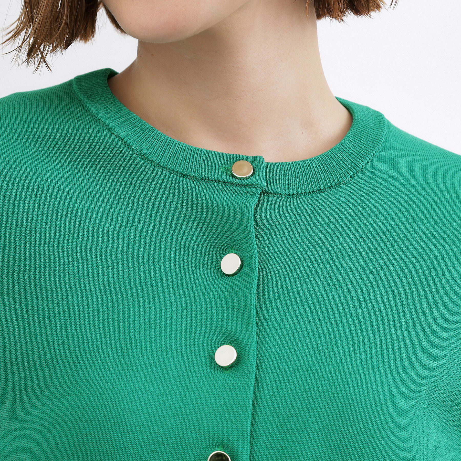 grove「【UVカット/洗濯機で洗える】メタルボタンクルーネックカーディガン」|カーディガン|