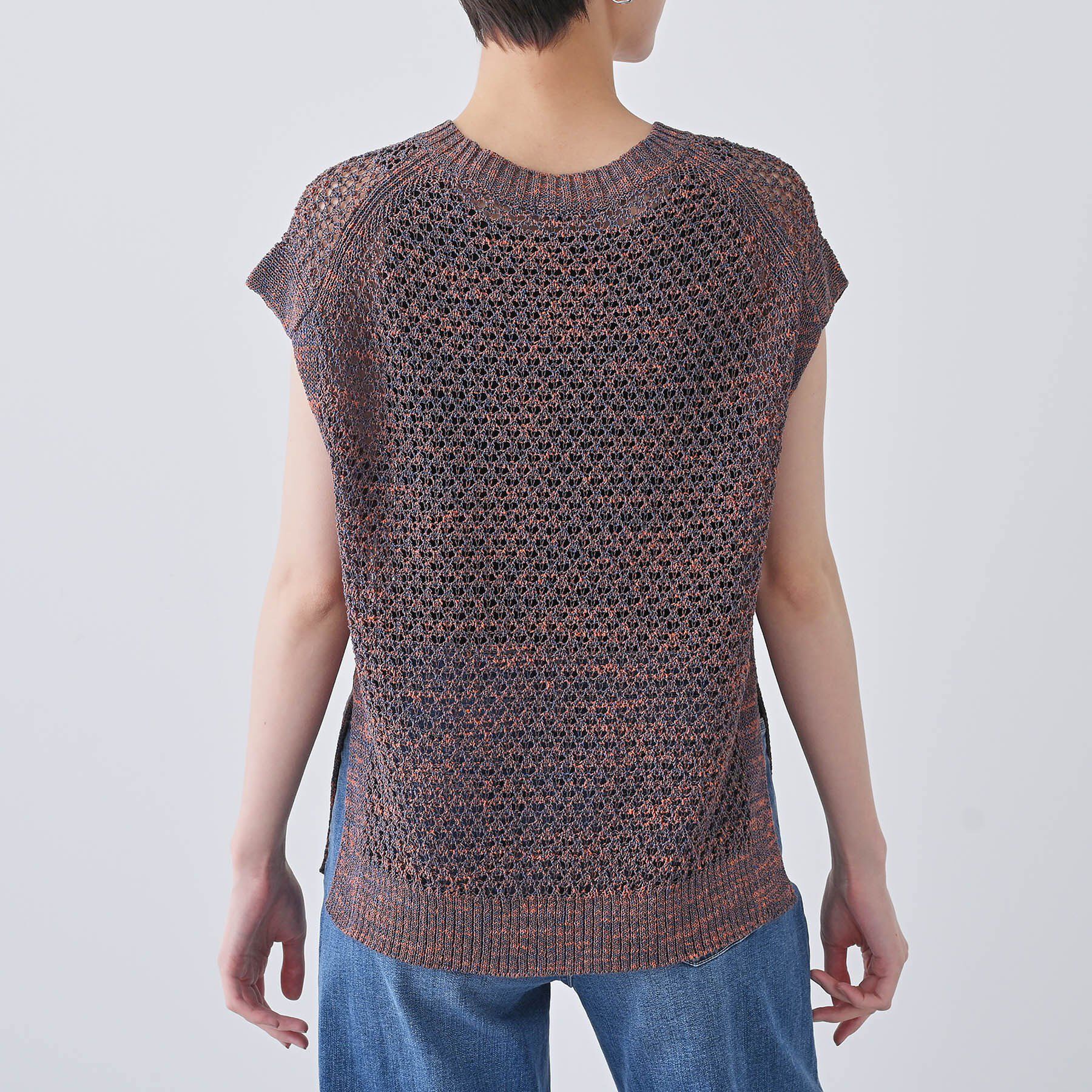 INDIVI「【ファンシー素材】透かし柄ニットベスト」|ベスト・ジレ|