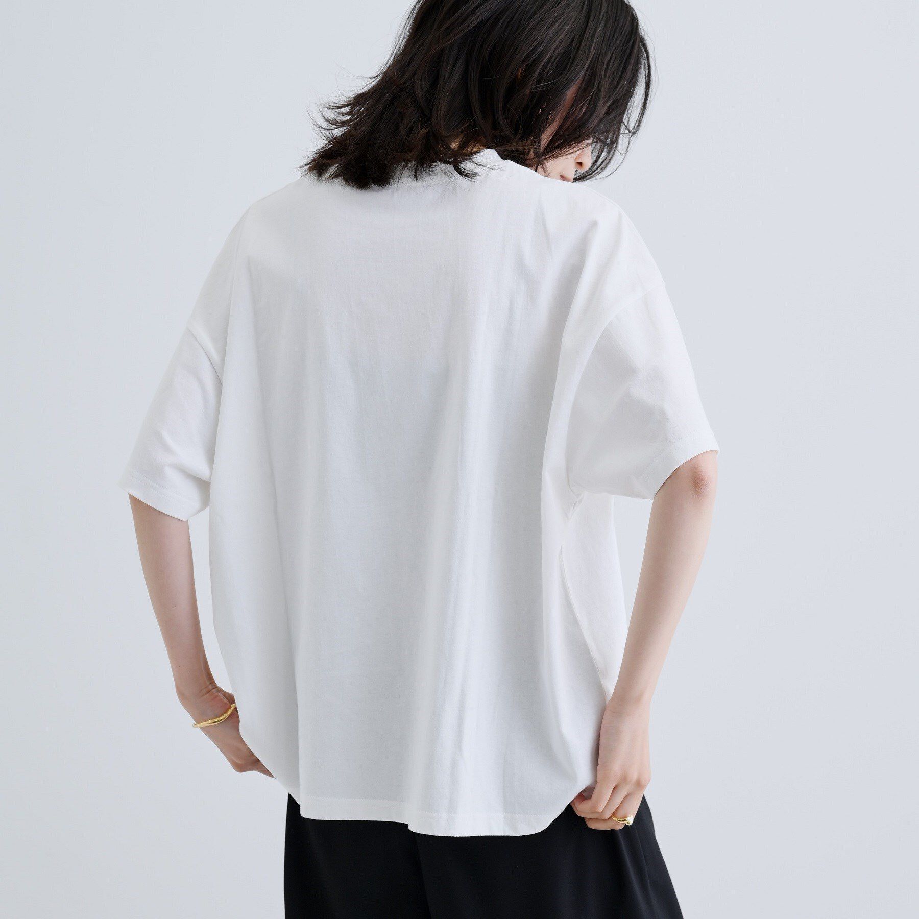 GALLEST「【一部店舗限定】フラワープリントT」|Tシャツ・カットソー|