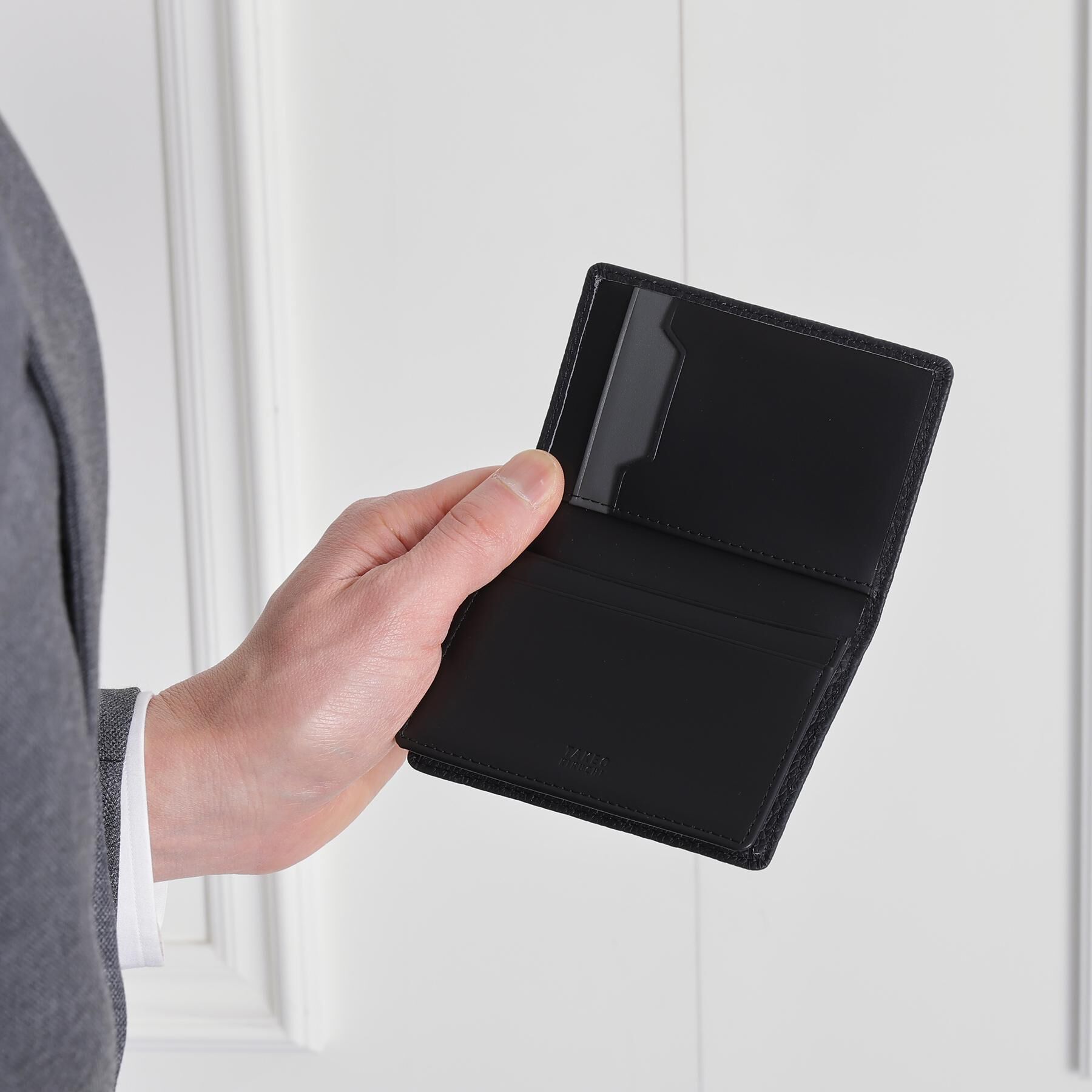 TAKEO KIKUCHI「ソフトシュリンクレザー名刺入れ」|名刺入れ・カードケース|