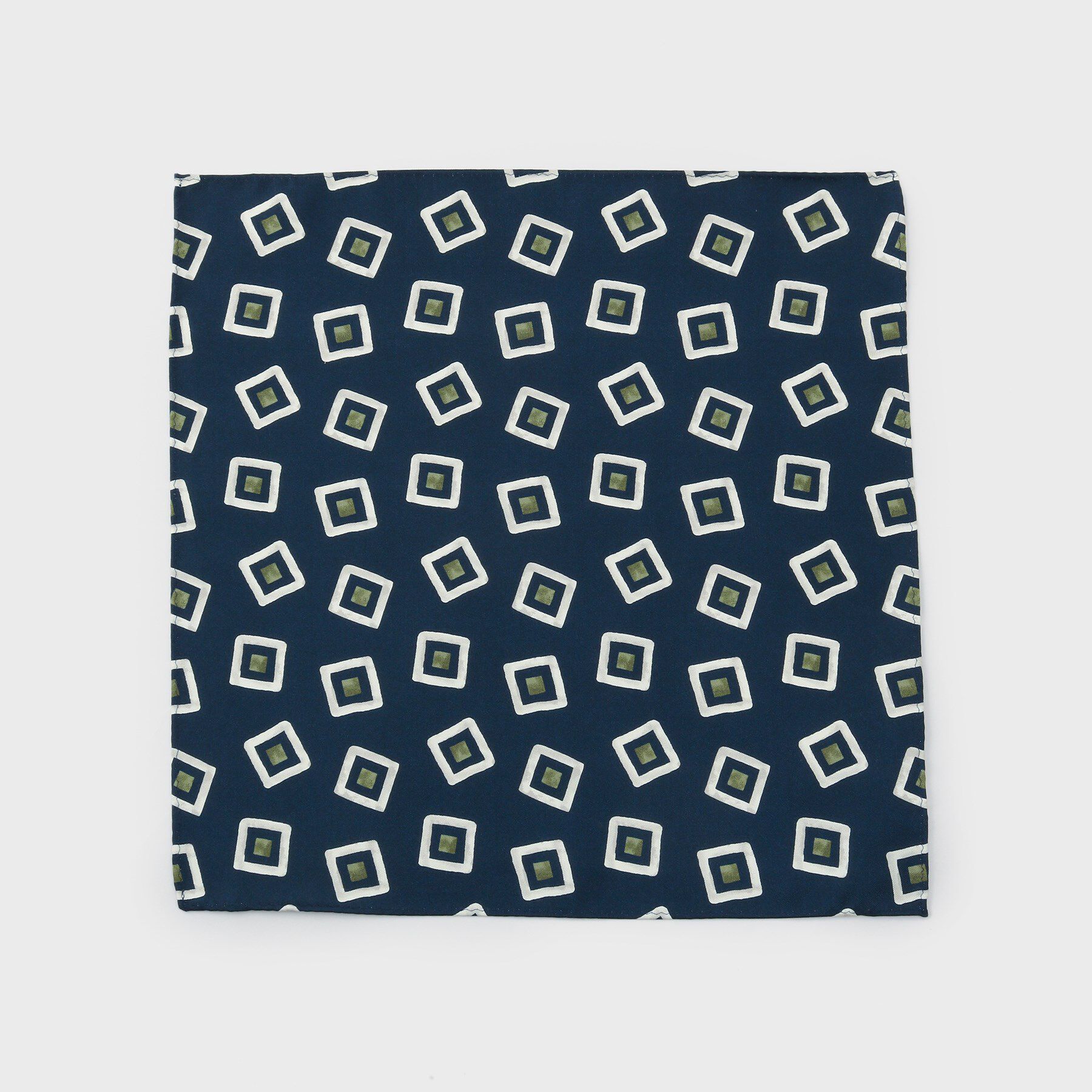 40CARATS&525「手書き小紋プリントチーフ」|バンダナ・スカーフ|ネイビー(194)