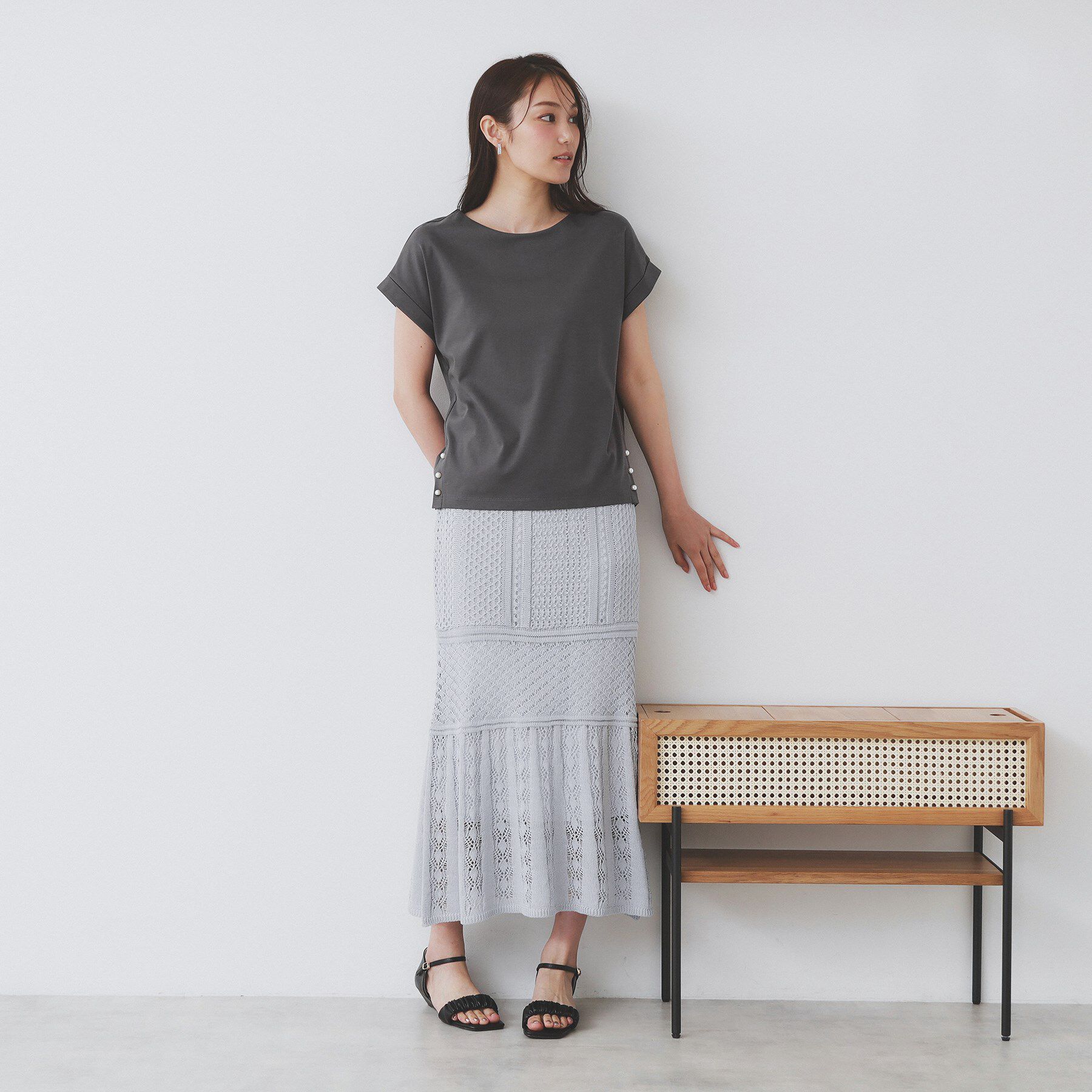 index「《S-3Lサイズ》サイドパール調ボタンボクシートップス【洗濯機洗い可/UVケア/接触冷感】」|Tシャツ・カットソー|