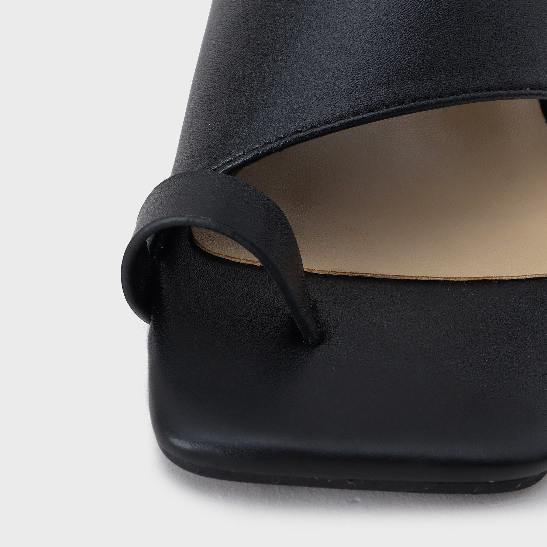 OPAQUE.CLIP「サムリングデザインミュール」|サンダル|