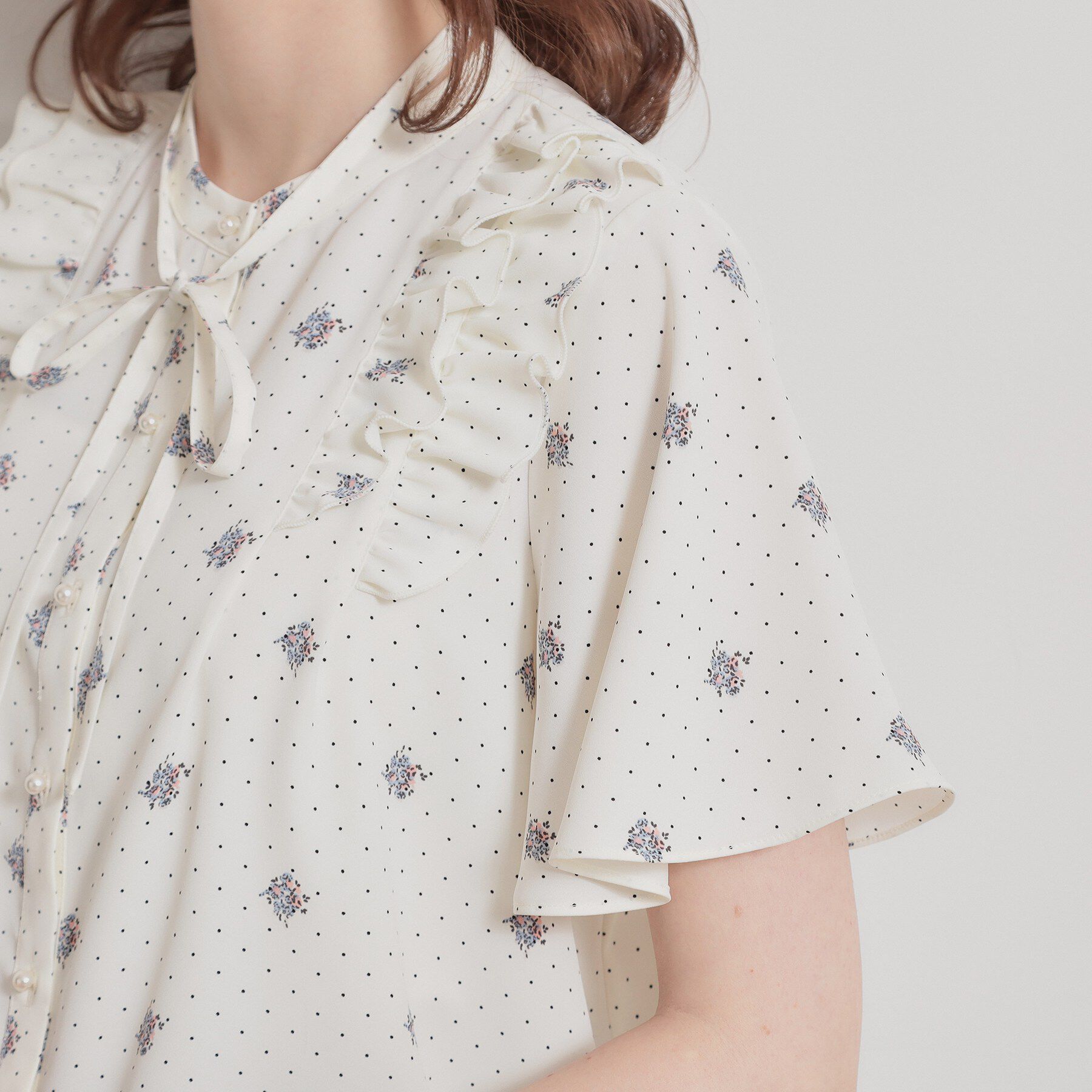 Couture broach「【洗える】ドットフラワー ブラウス」|シャツ・ブラウス|