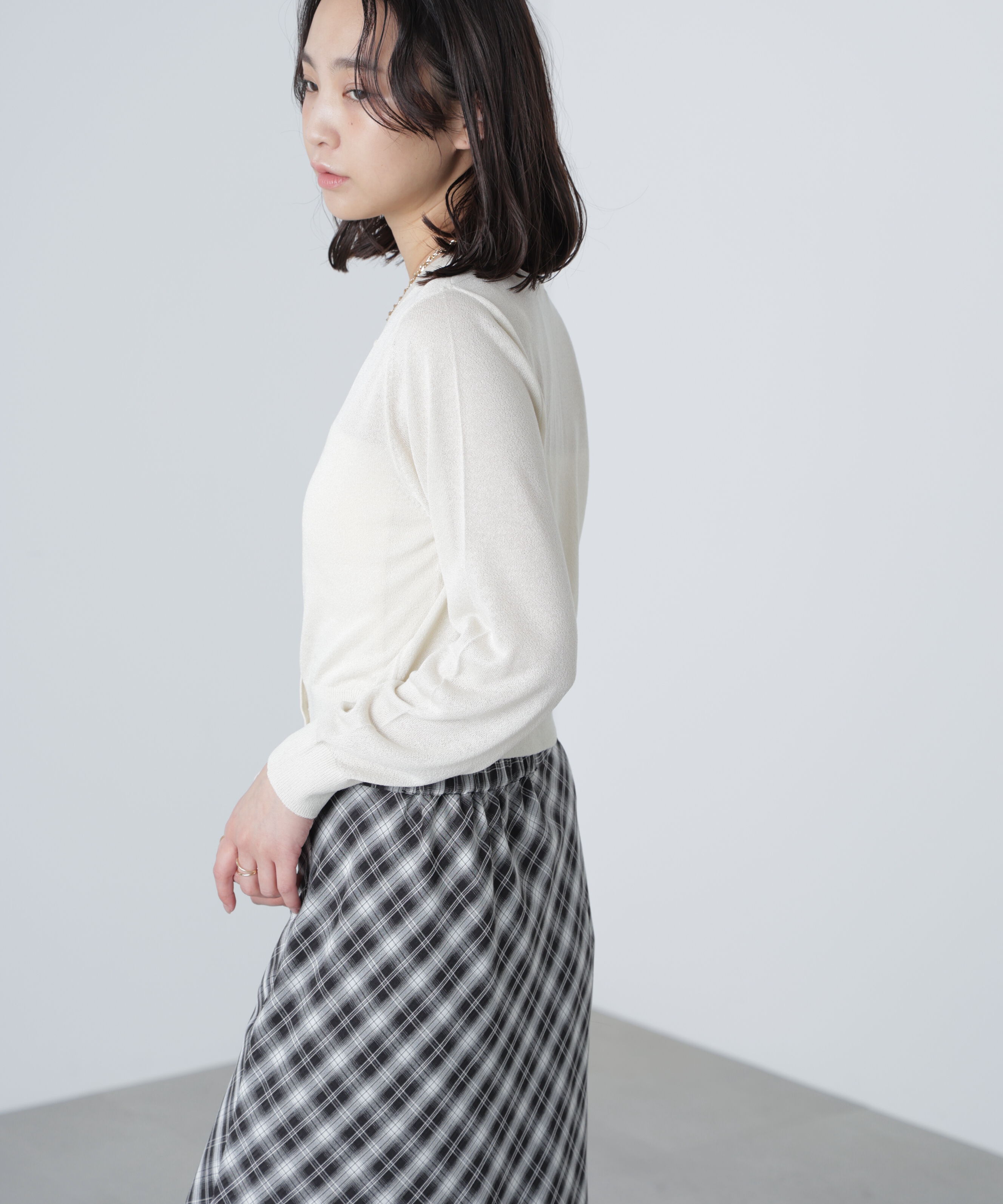  「ドットボタンクルーネックカーディガン」|ニット・セーター|