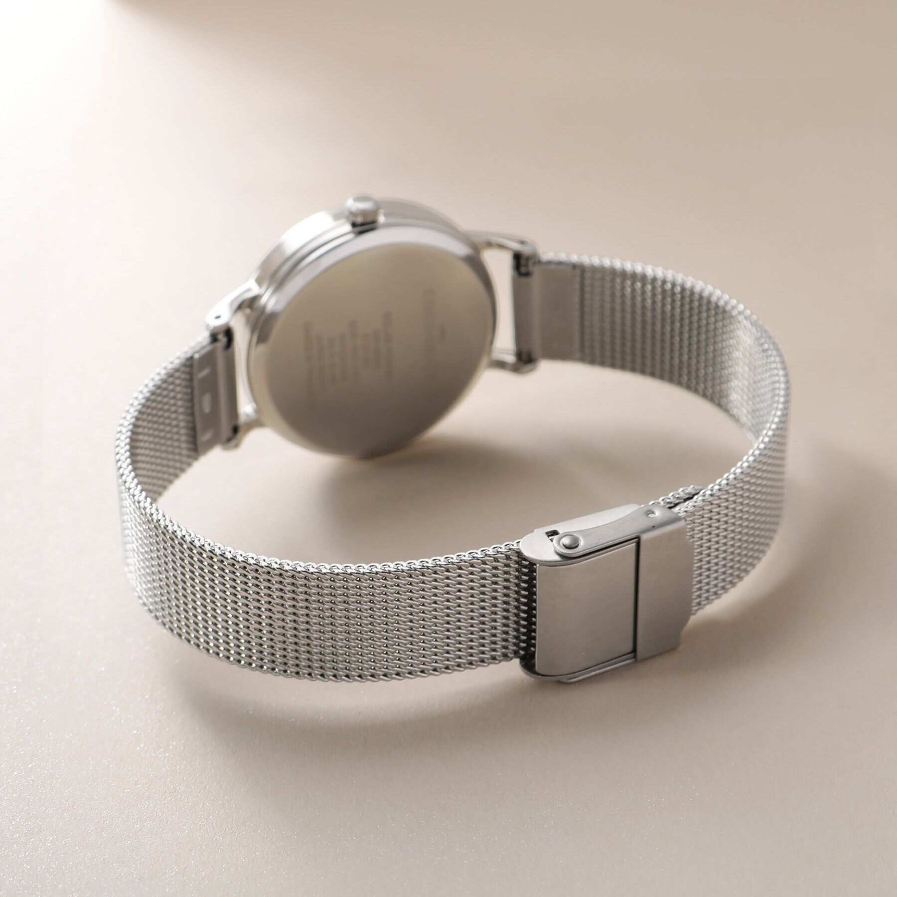 COCOSHNIK「SSラウンドメッシュベルト ウォッチ（白蝶貝）」|腕時計|