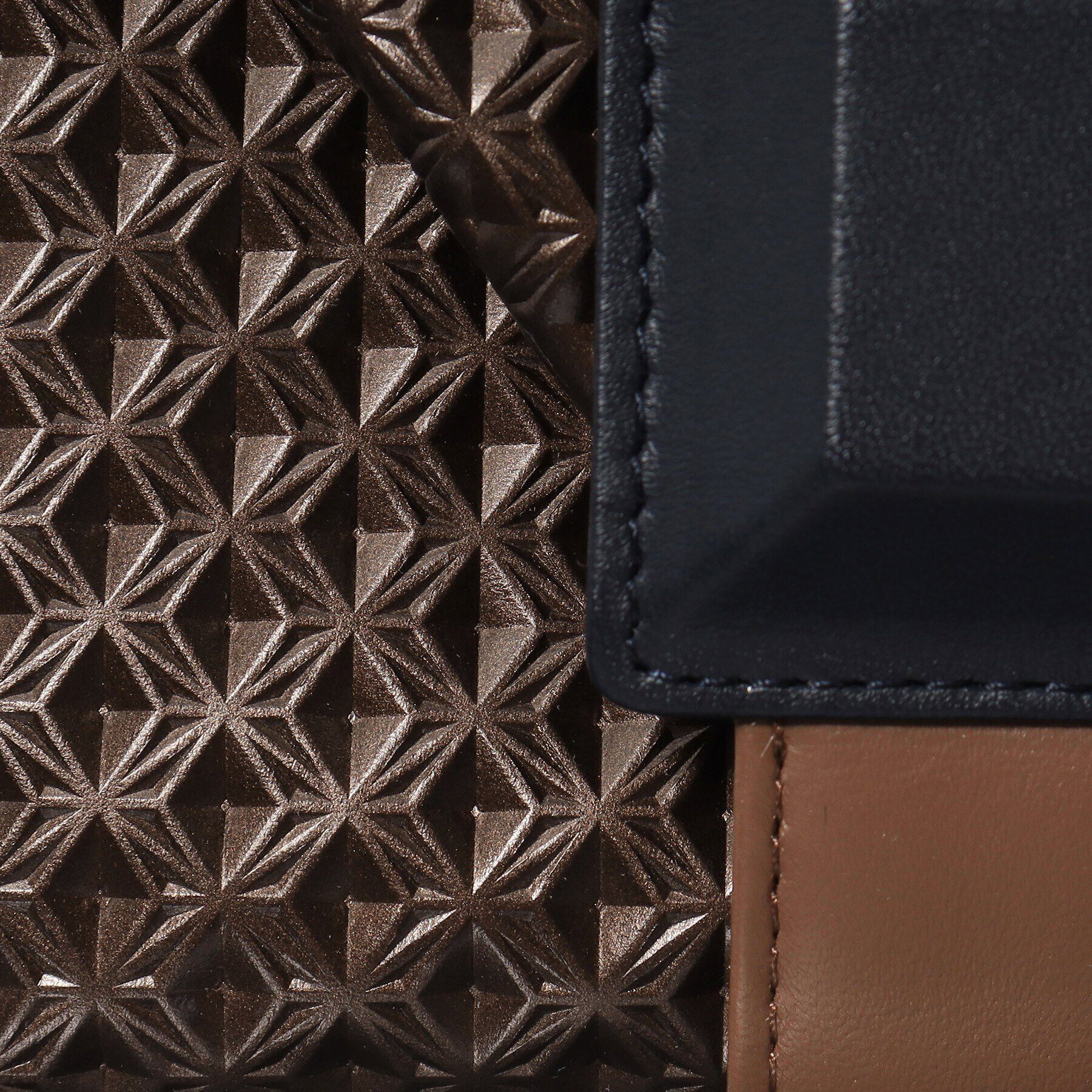 HIROKO HAYASHI「CARATI（カラーティ）マルチ財布」|財布|