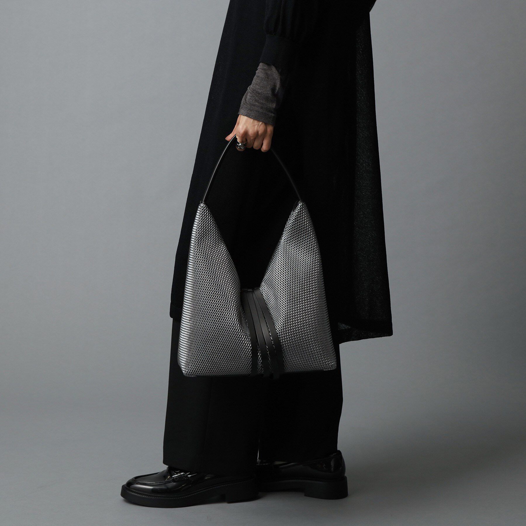 HIROKO HAYASHI「CATENA（カテーナ）ワンショルダーバッグ」|ショルダー・メッセンジャー|